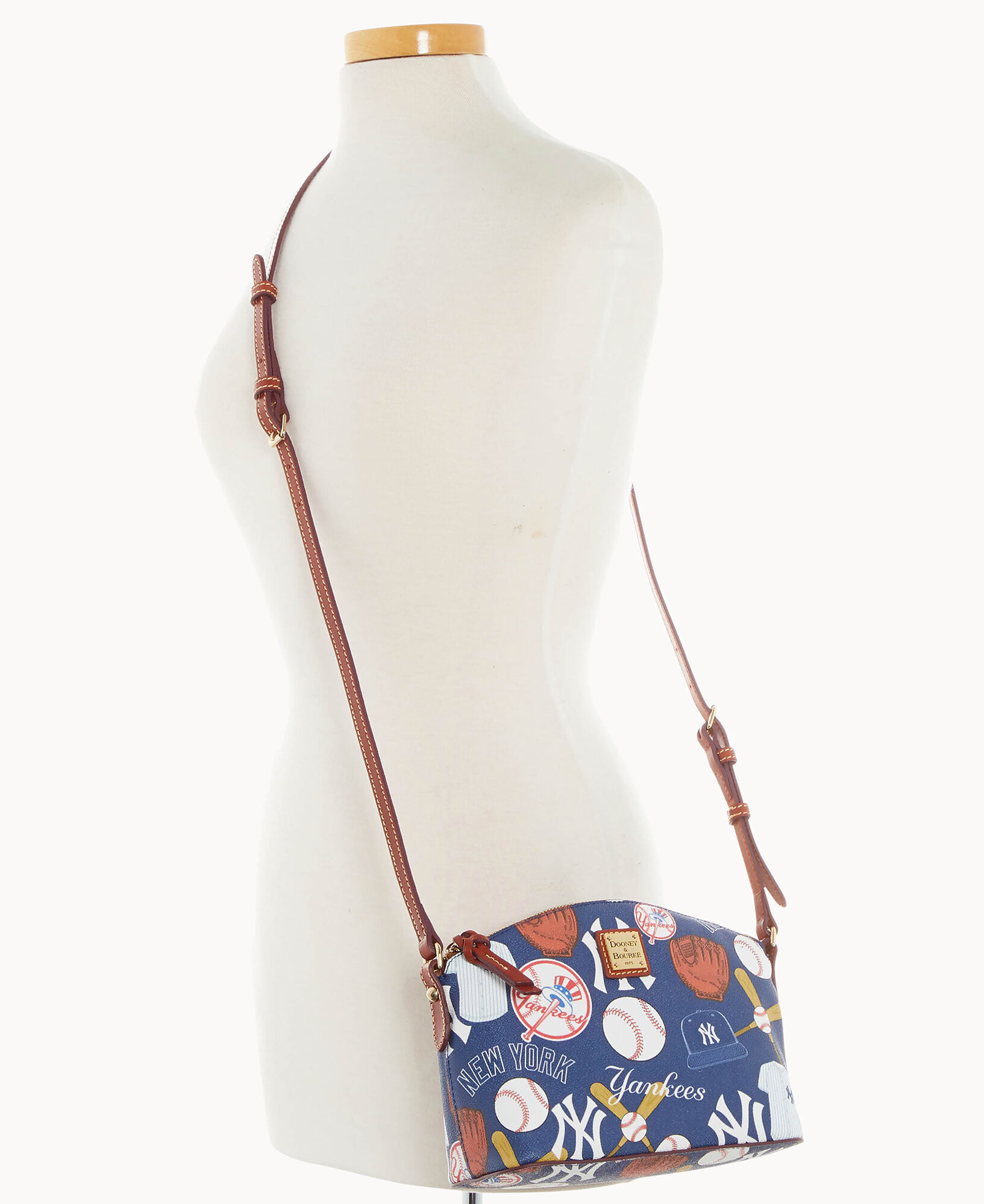 Dooney Bourke MLB Yankees Suki Crossbody