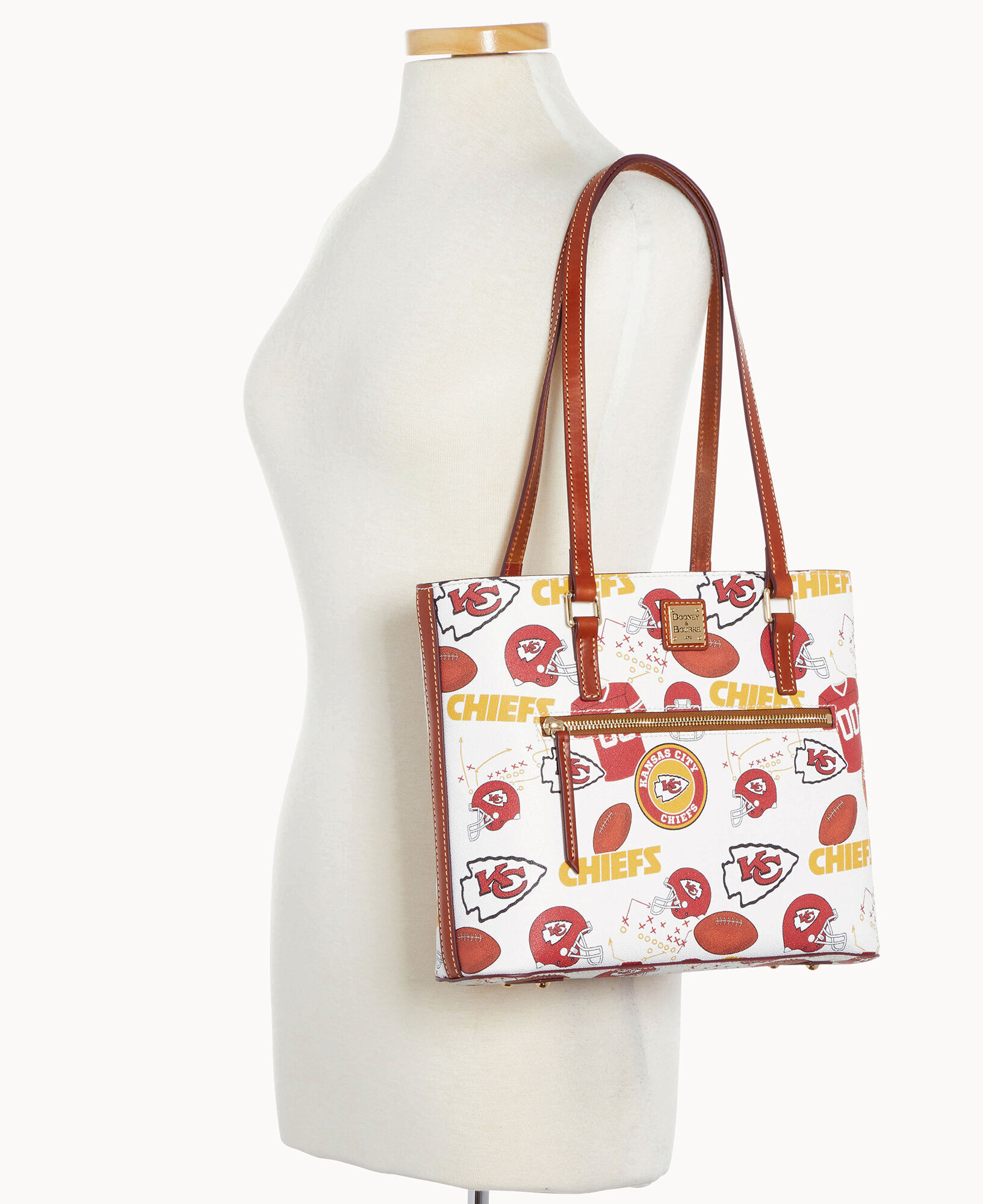 Chiefs dooney and on sale bourke purse