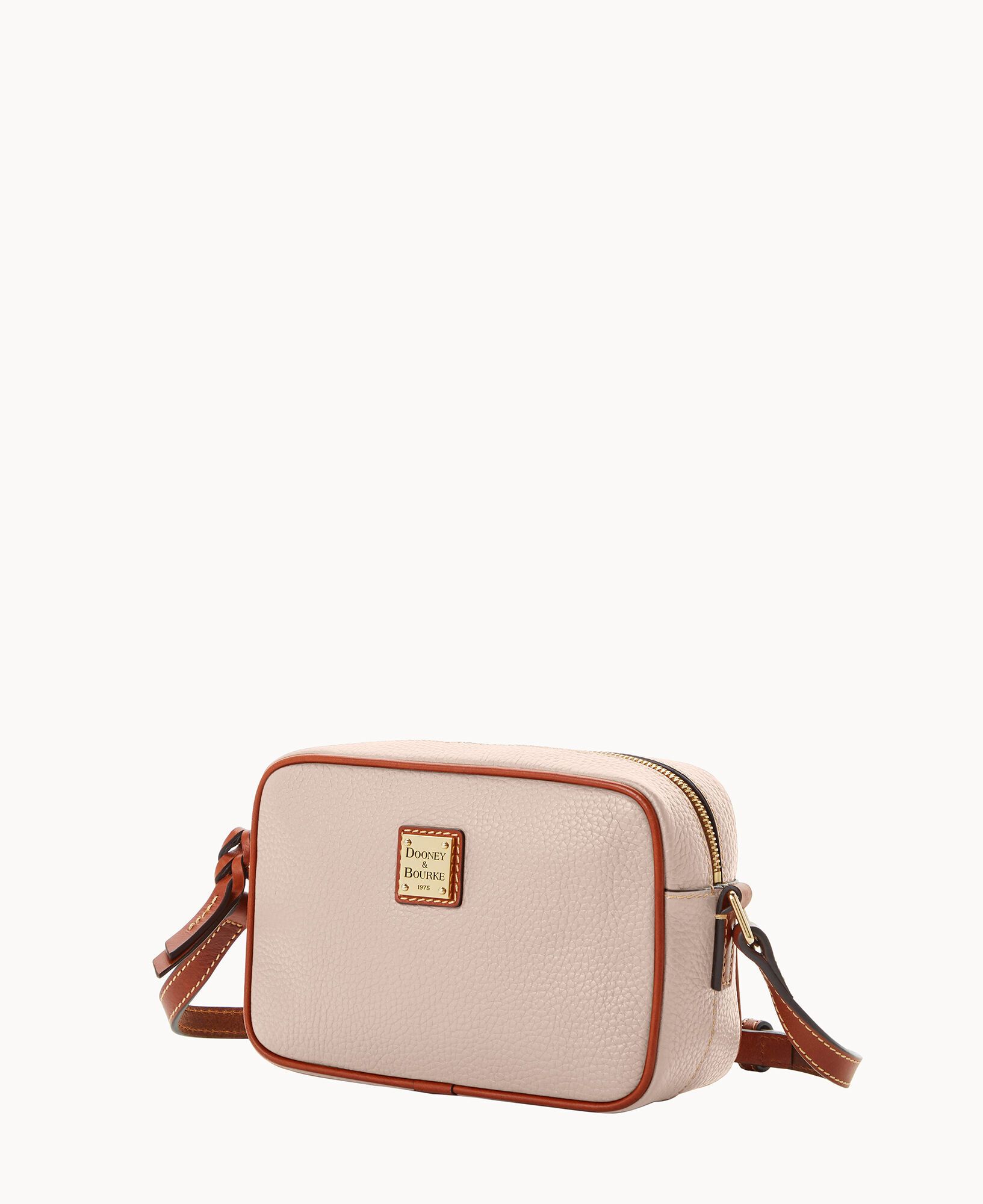Pebble grain sales camera crossbody