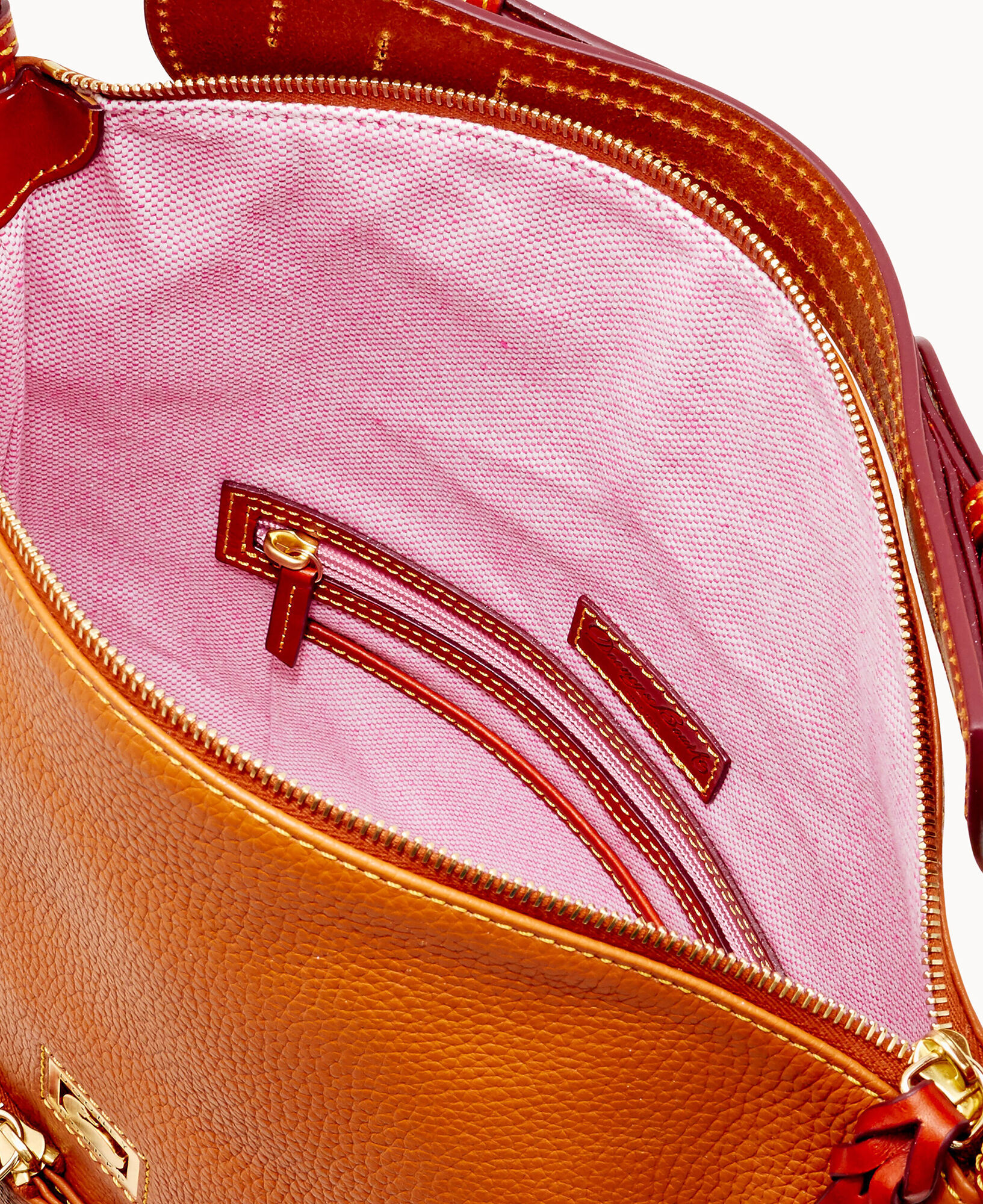 Dooney and bourke dillen medium pocket sac store