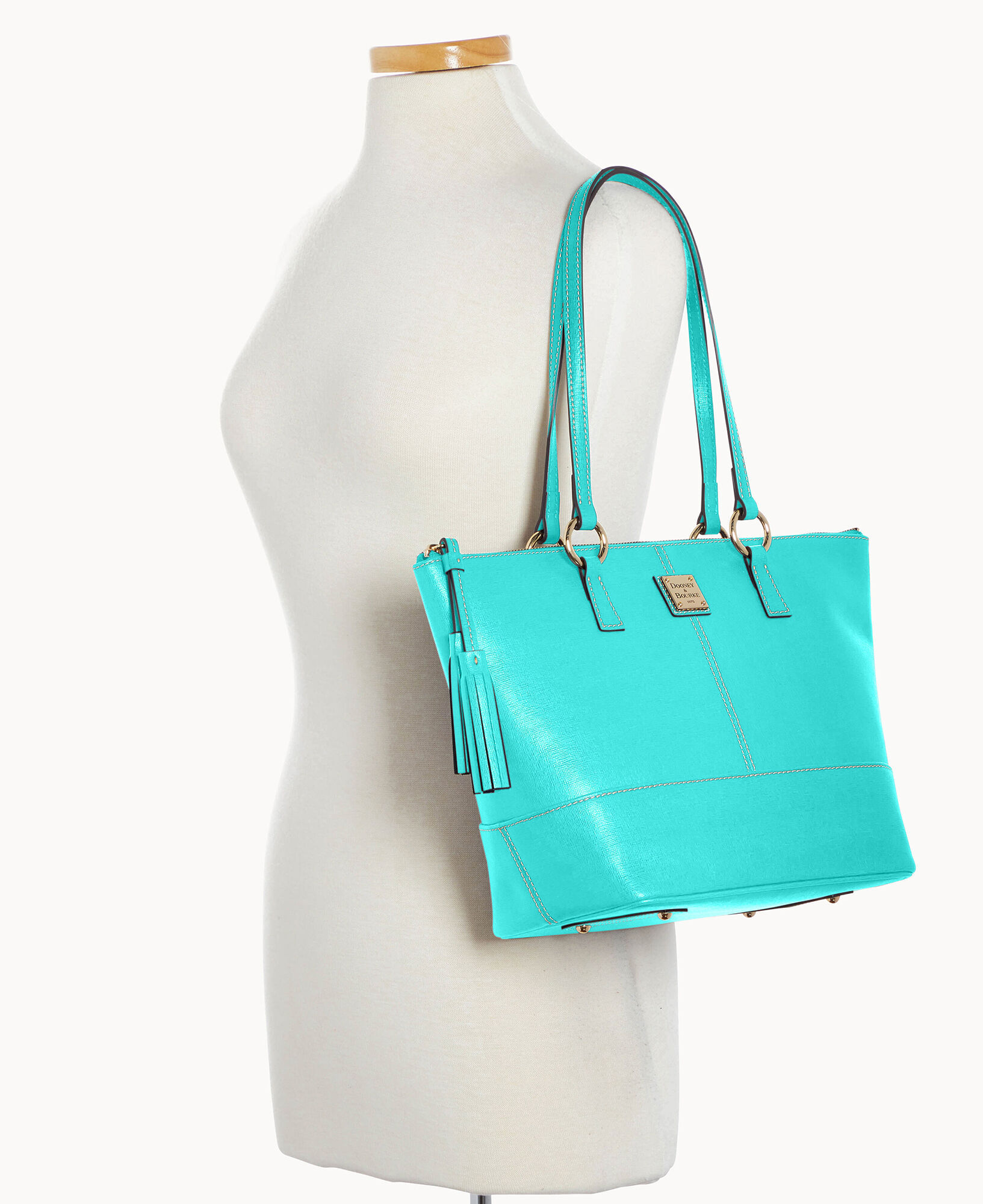 Dooney and bourke saffiano leather 2025 tote