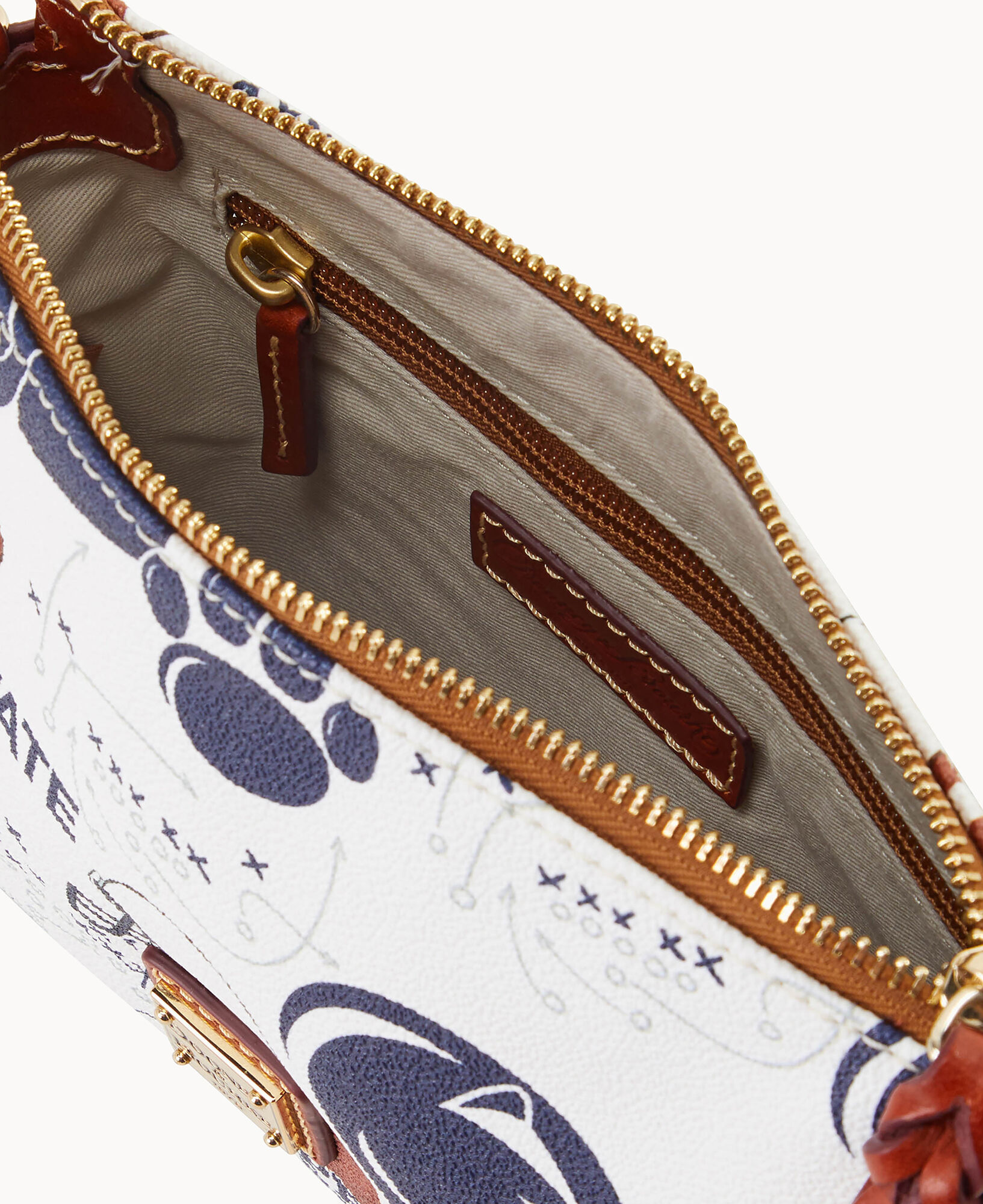 Dooney and bourke hotsell penn state wristlet