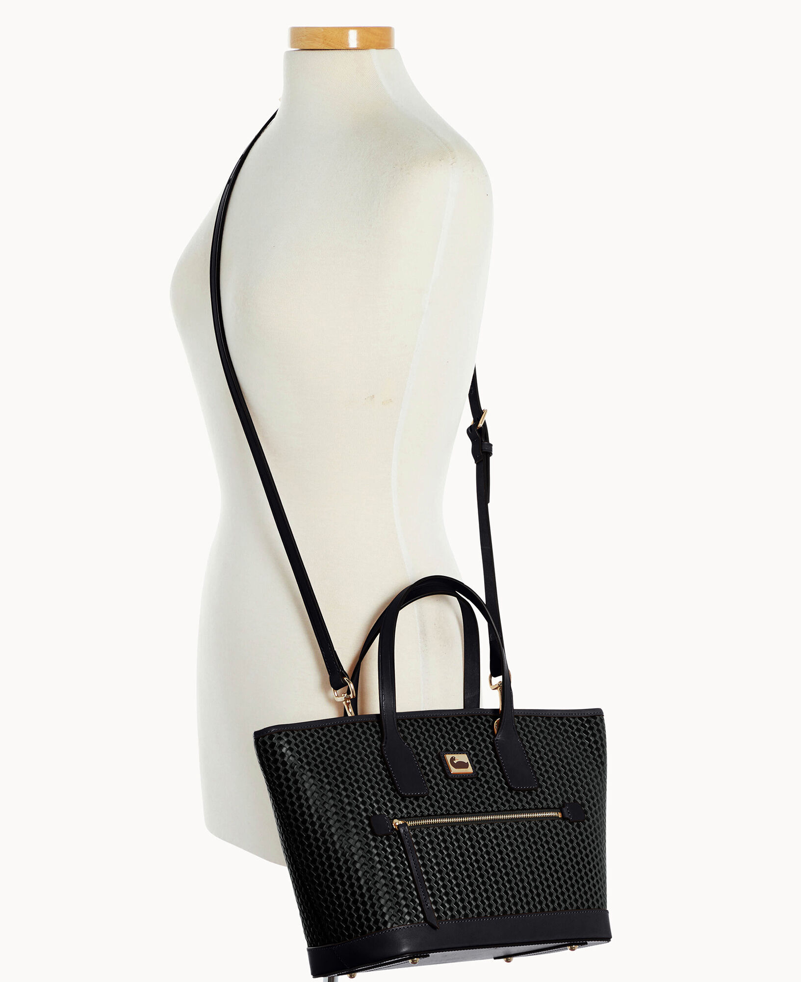 Dooney and best sale bourke camden woven