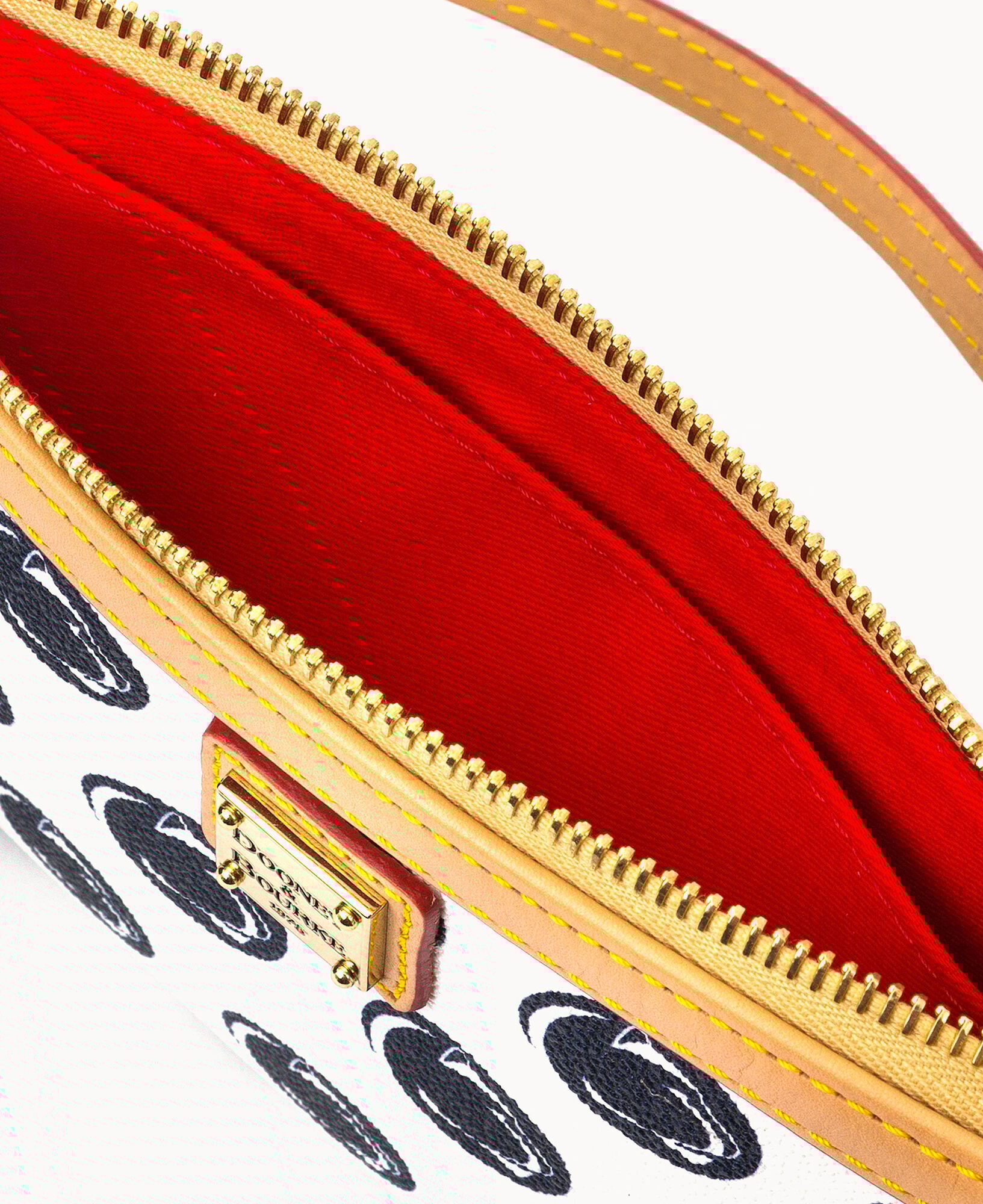 Dooney and bourke penn state wristlet hotsell