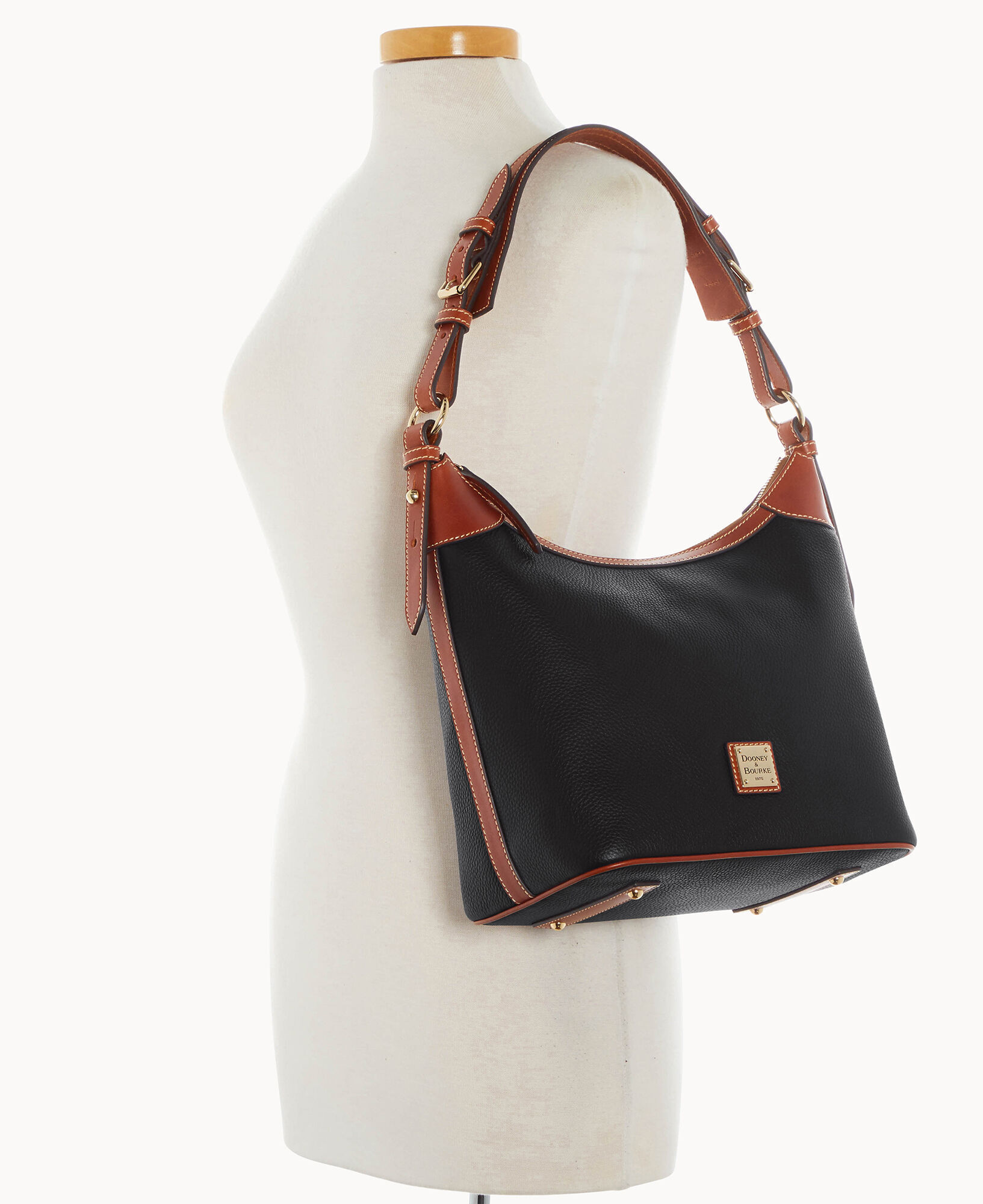 Pebble grain hobo dooney and bourke clearance