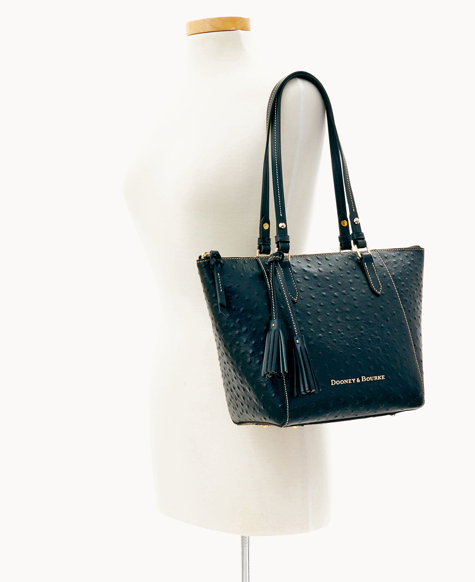 Dooney and bourke maxine best sale