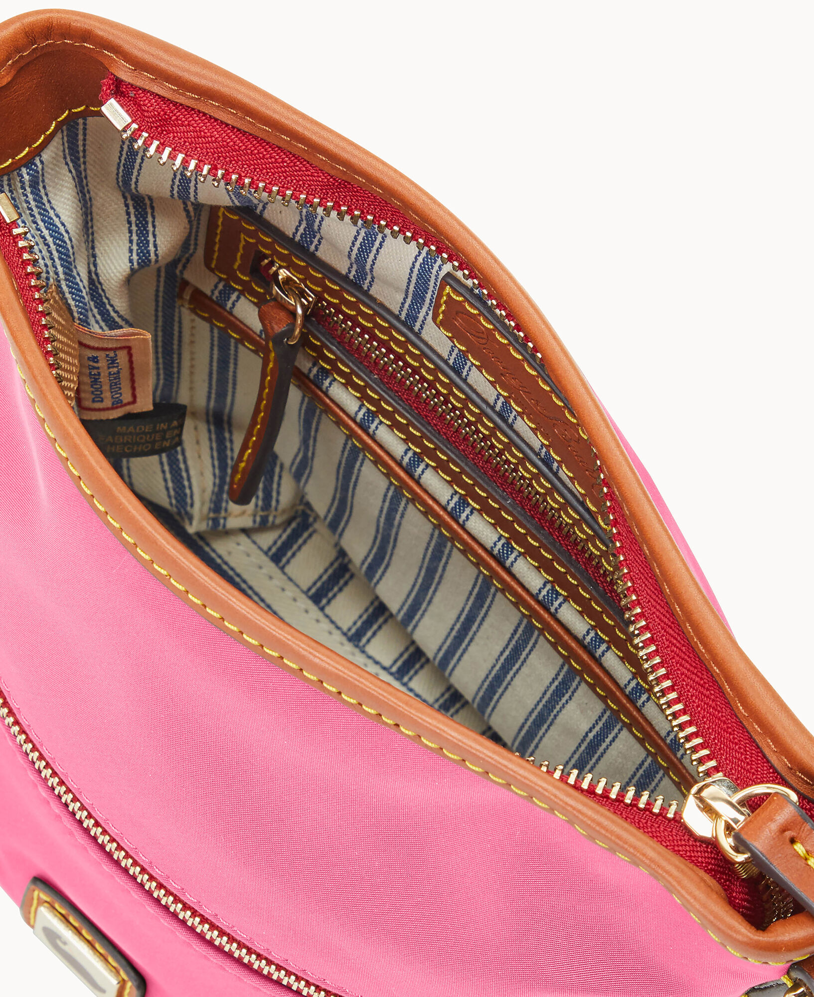 Dooney & bourke wayfarer hobo top