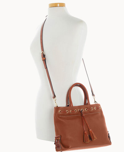 Pebble Grain Tassel Tote