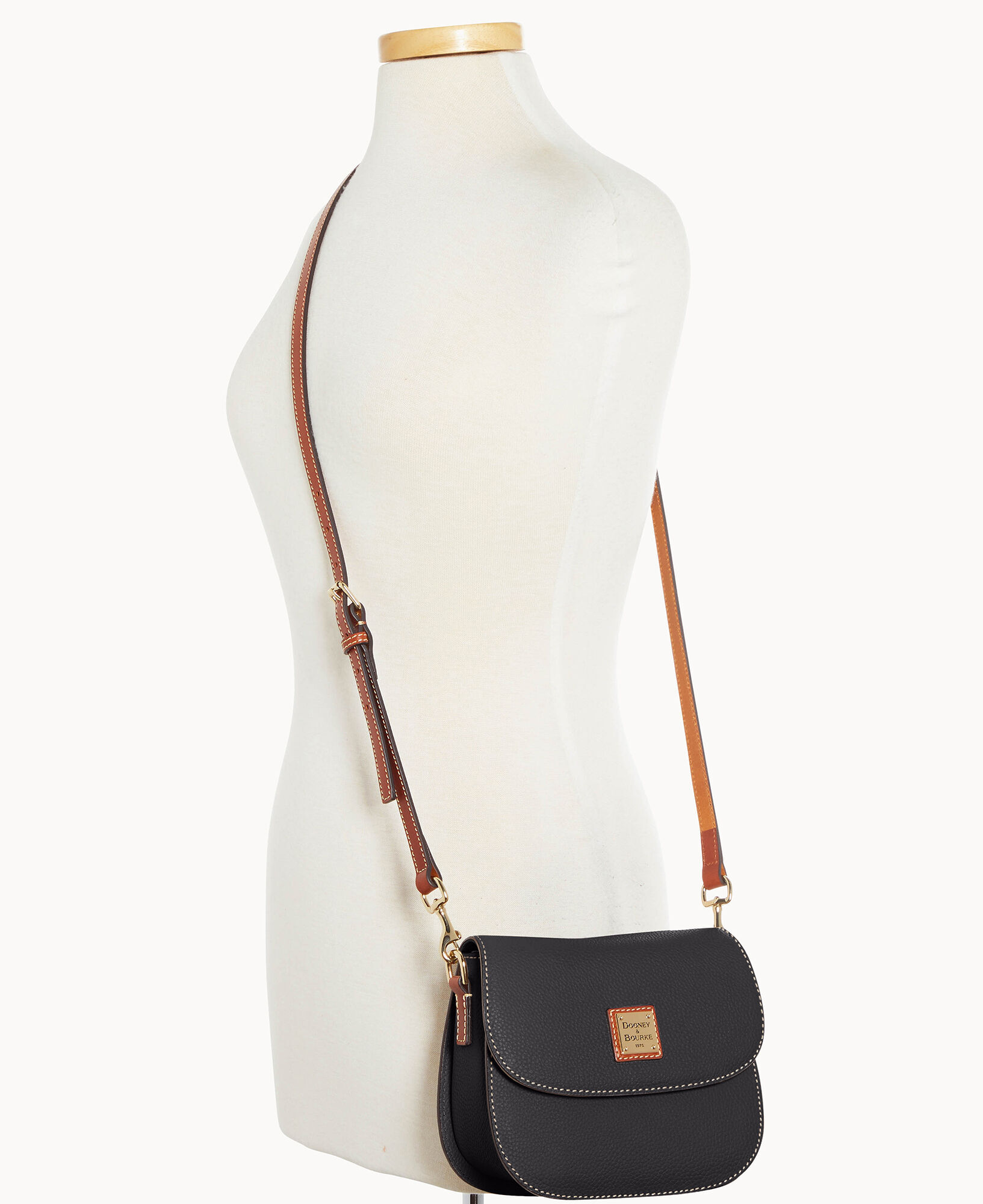 Dooney & best sale bourke saddle bag