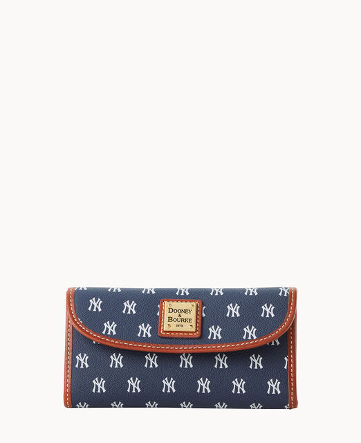 MLB Yankees Continental Clutch