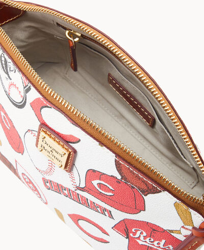 MLB Reds Suki Crossbody Med Wristlet