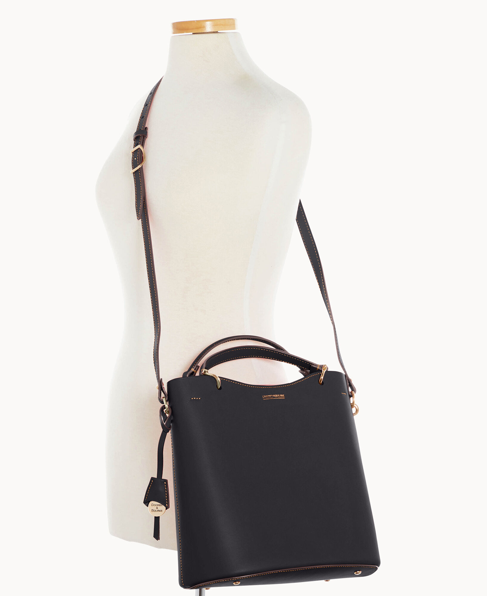 Dooney Bourke Alto Gina
