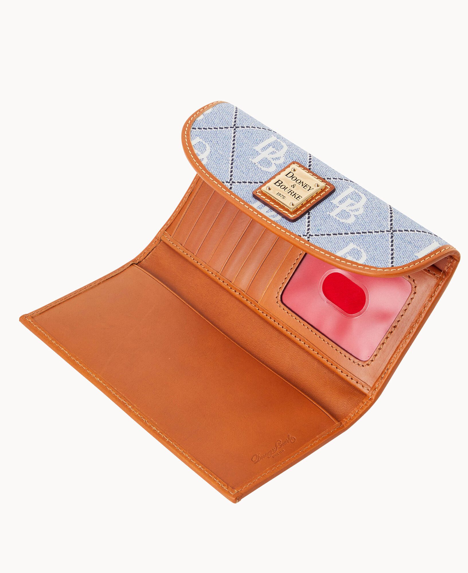 Maxi quilted 2025 dooney and bourke