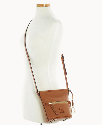 Pebble Grain Small Zip Sac