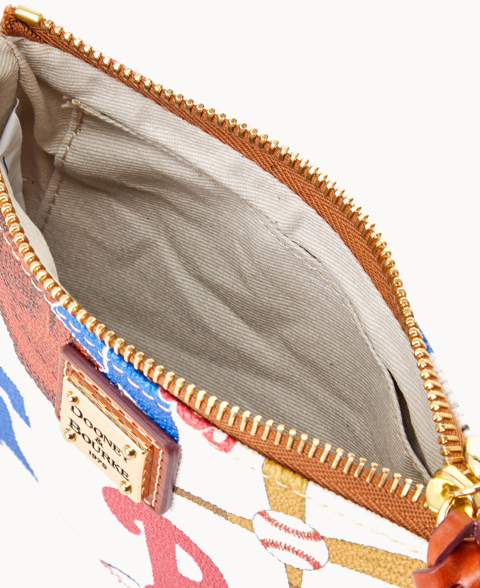 Dooney and bourke phillies store