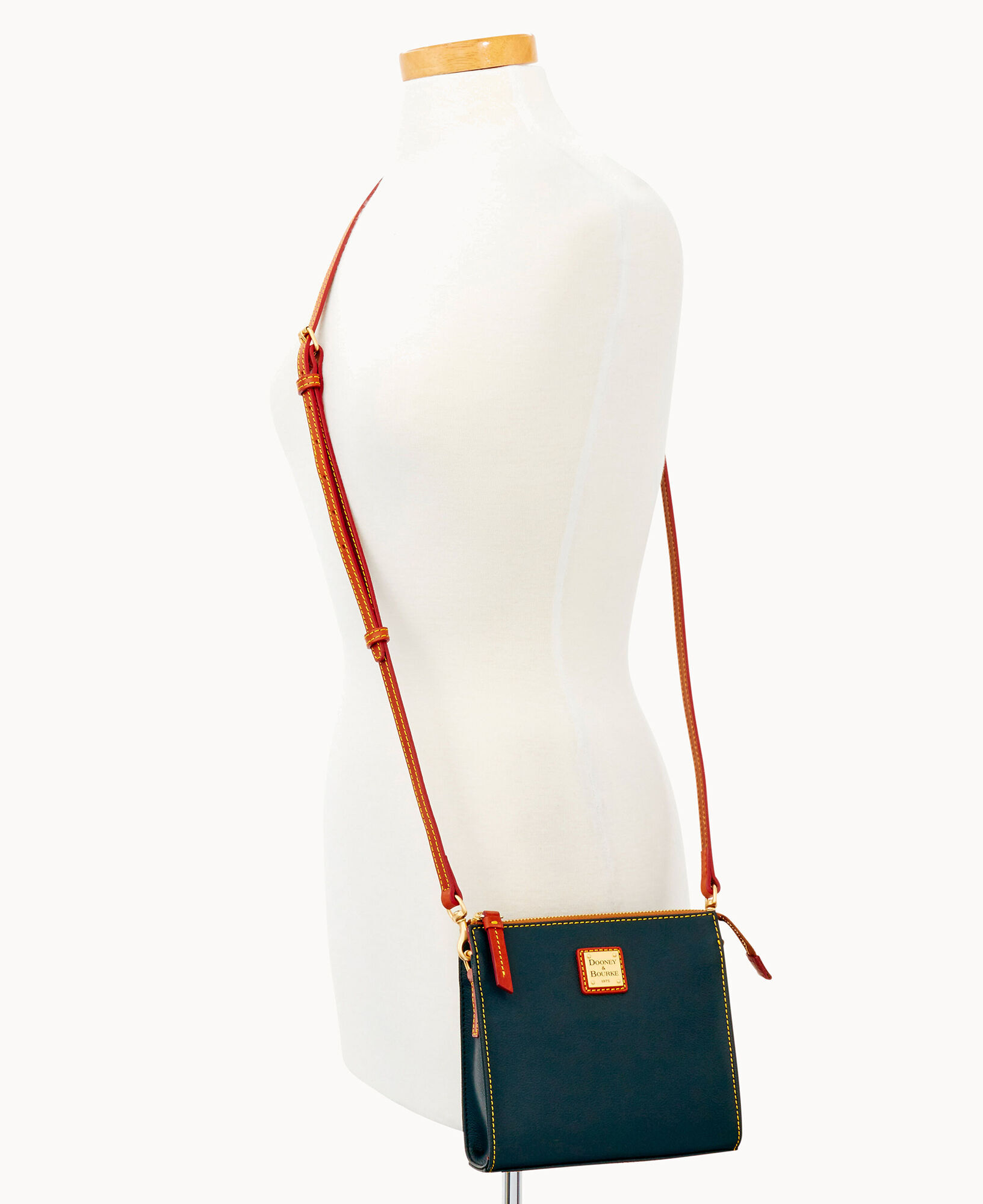 Dooney and bourke janine crossbody clearance