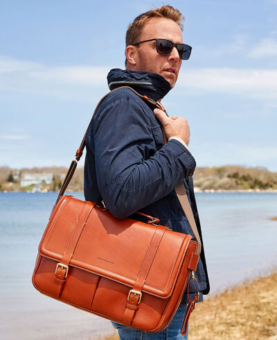 Toscana Executive Montgomery Messenger