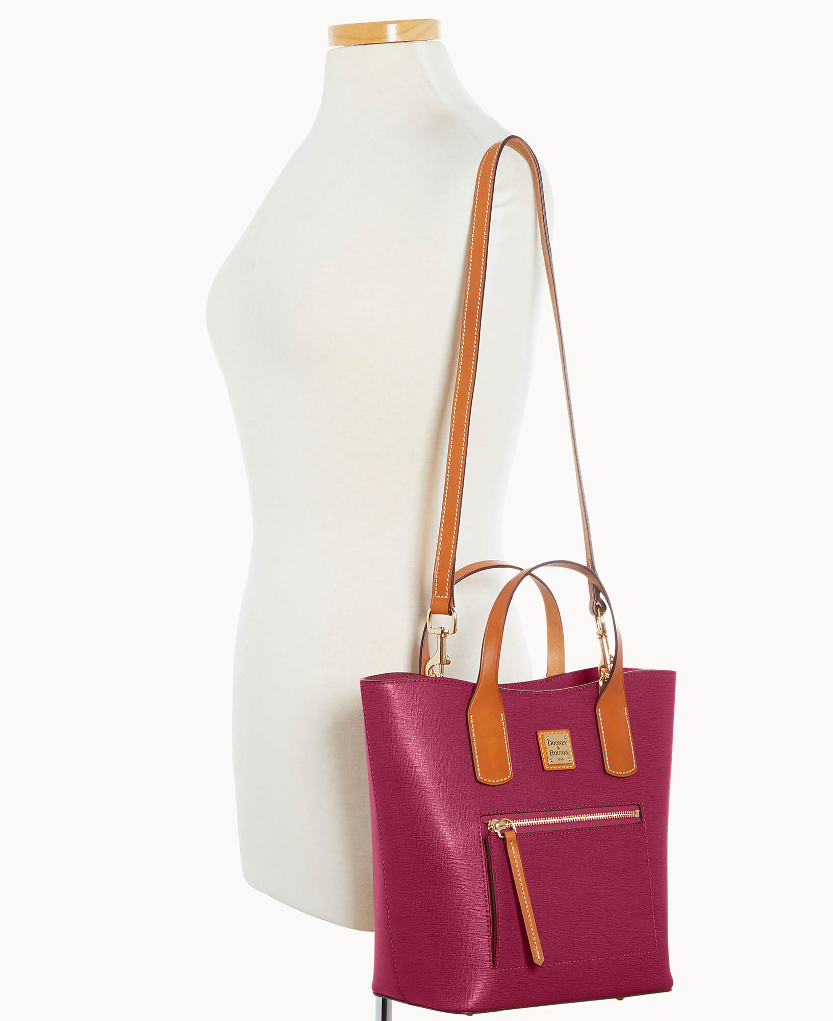 Dooney and sales bourke pammy tote