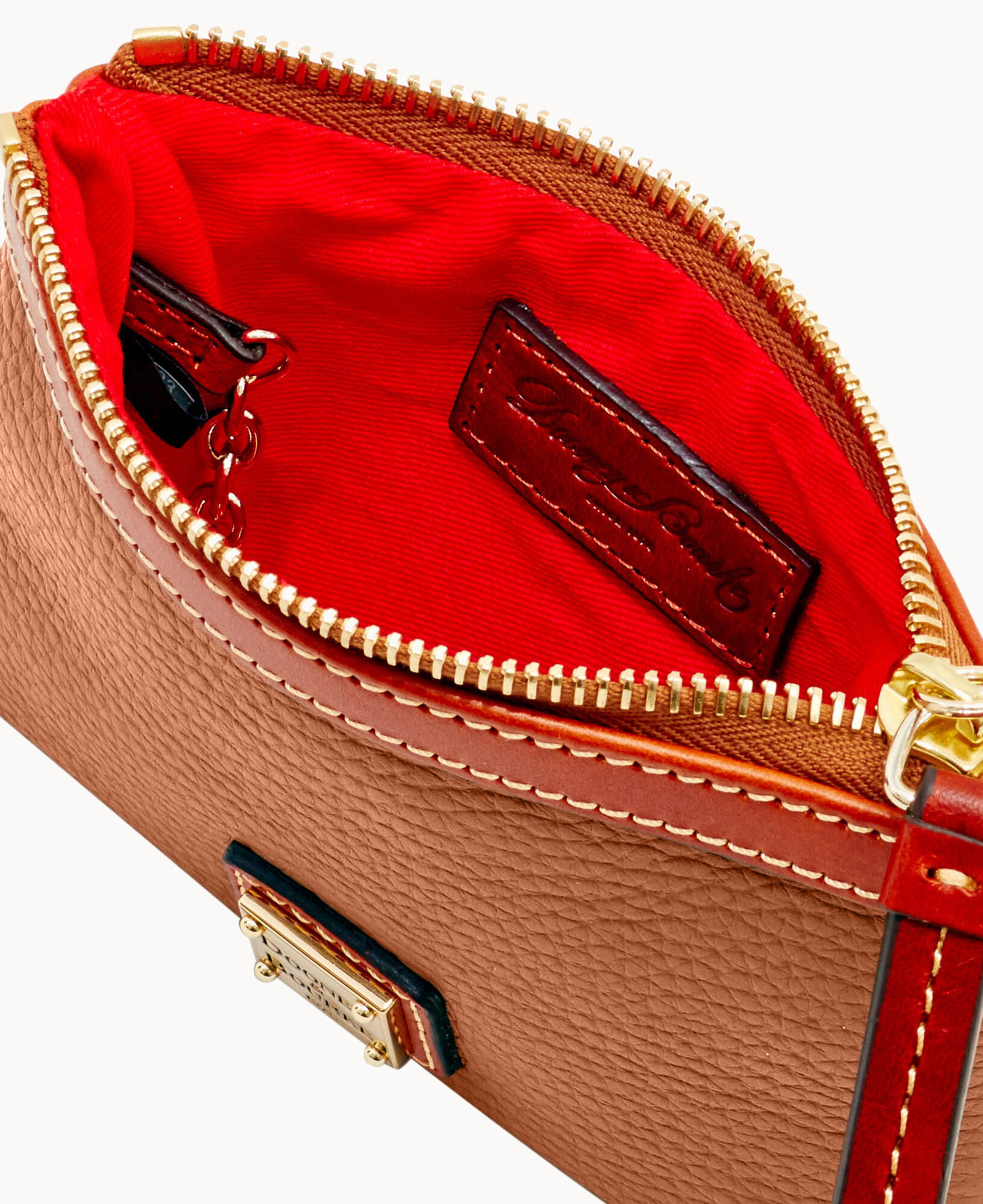 Dooney and bourke pebble grain wristlet clearance