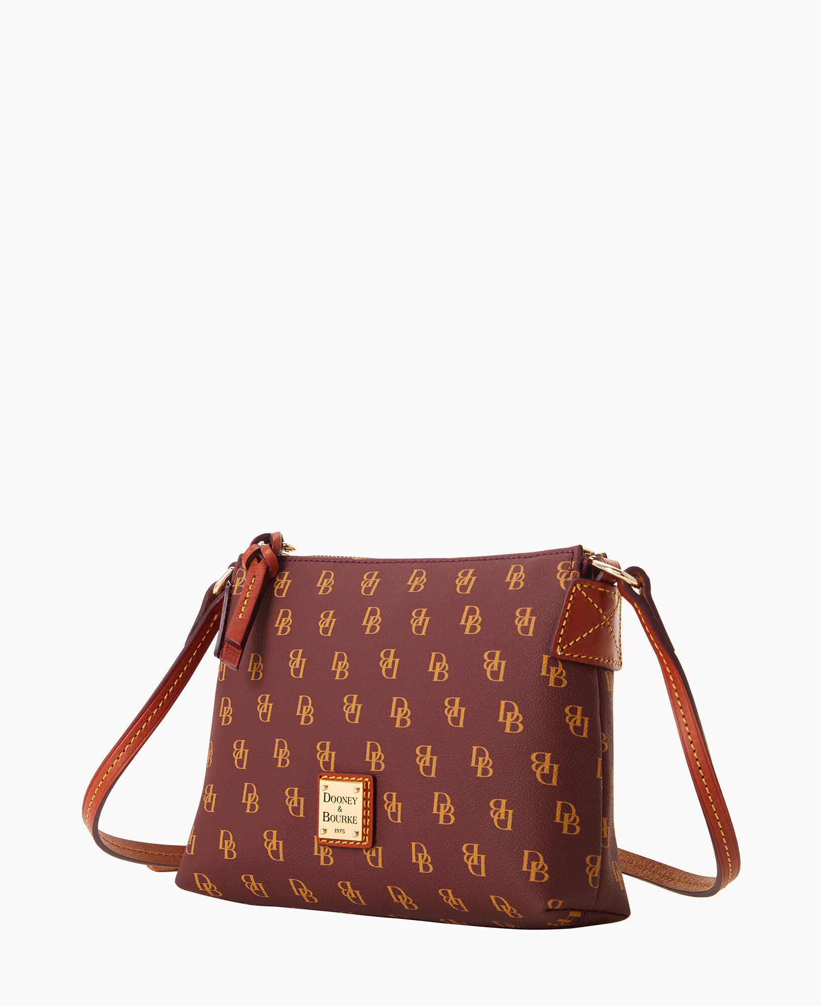 Dooney bourke 2025 pouchette crossbody bag