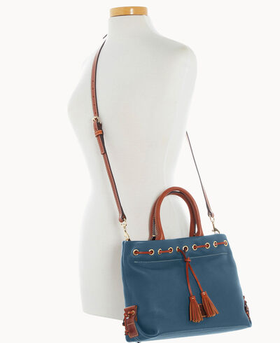 Pebble Grain Tassel Tote