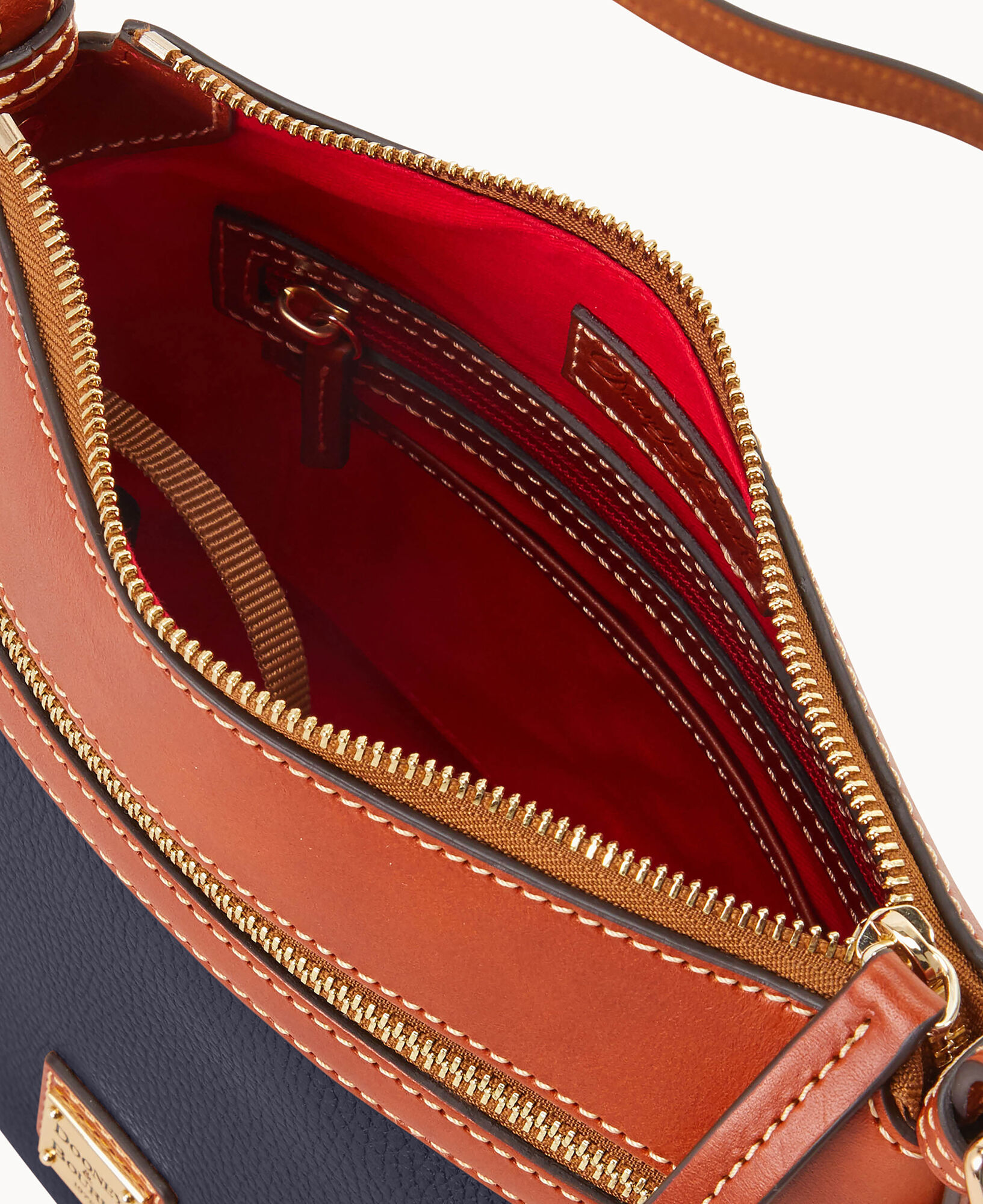 Dooney & store bourke pebble crossbody