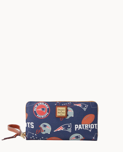 NFL Patriots Large Zip Around Wristlet