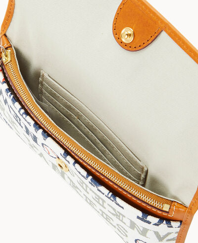MLB Yankees Milly Wristlet