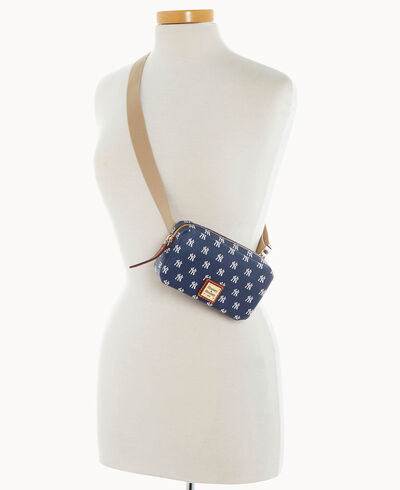 MLB Yankees Belt Bag