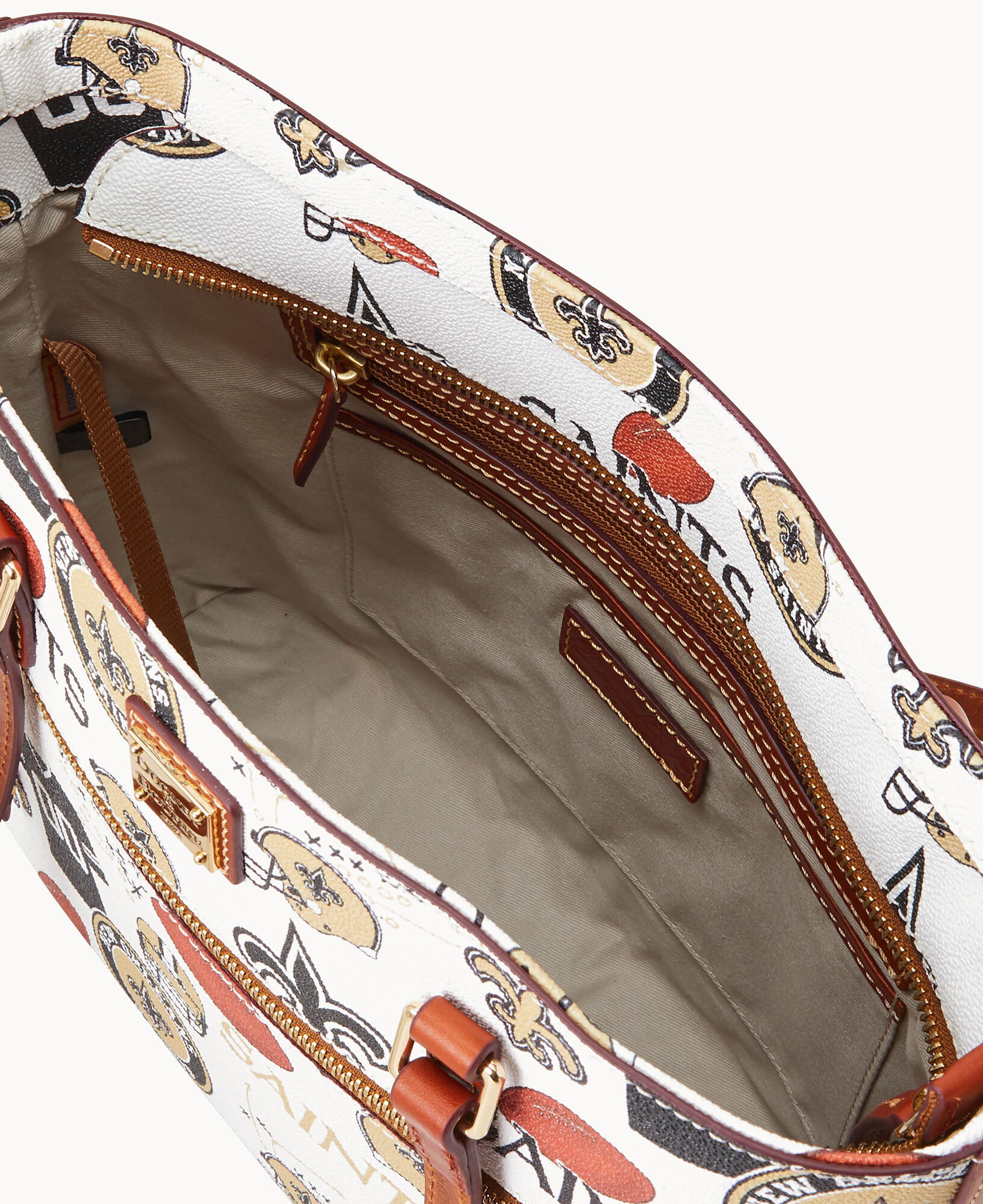 Dooney and 2025 bourke belle tote
