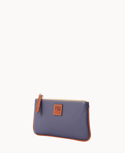 Pebble Grain Medium Wristlet