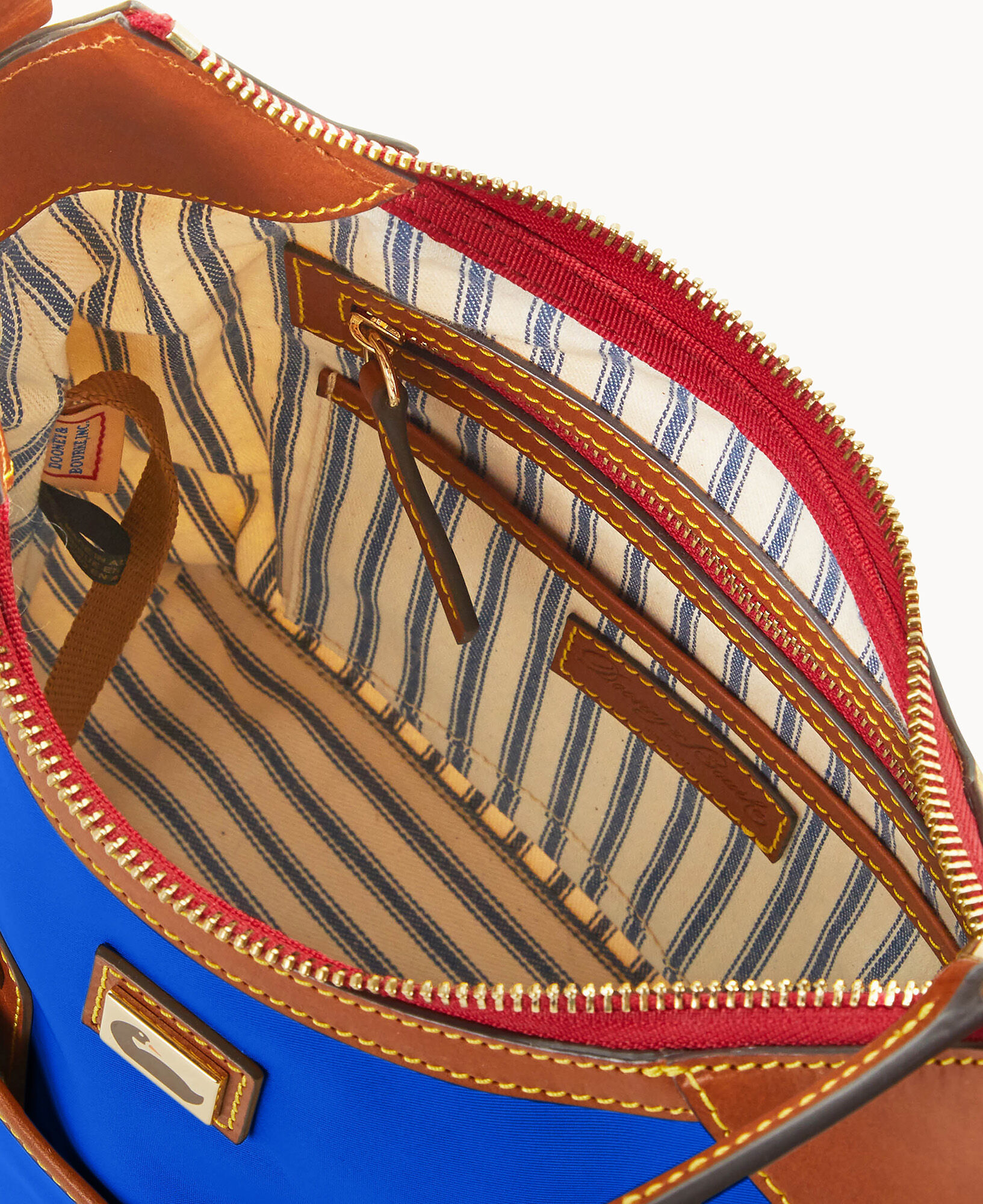 Wayfarer hobo 2025 dooney and bourke