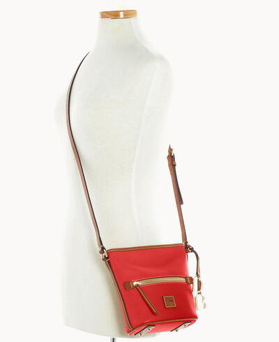 Pebble Grain Small Zip Sac