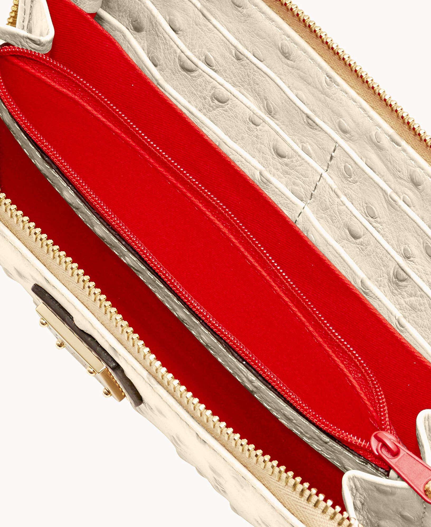Dooney and shop bourke ostrich wristlet
