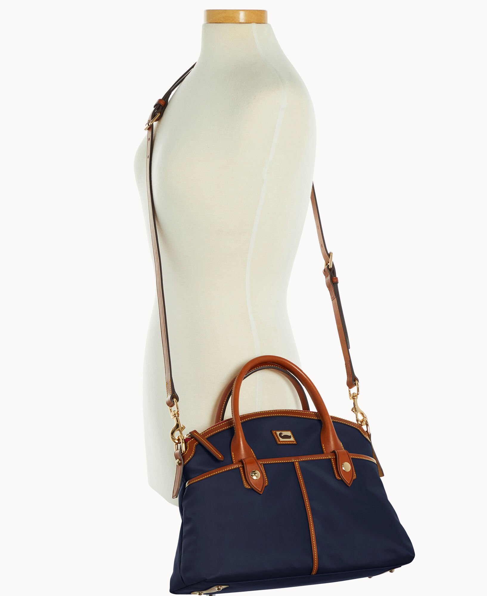Dooney & bourke on sale wayfarer domed crossbody
