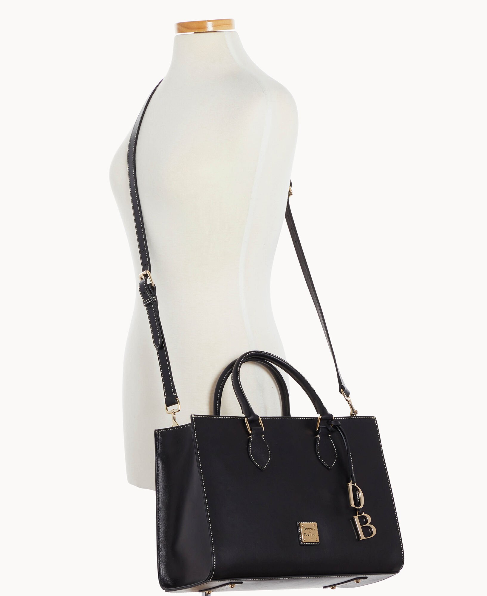 Dooney and on sale bourke janine tote