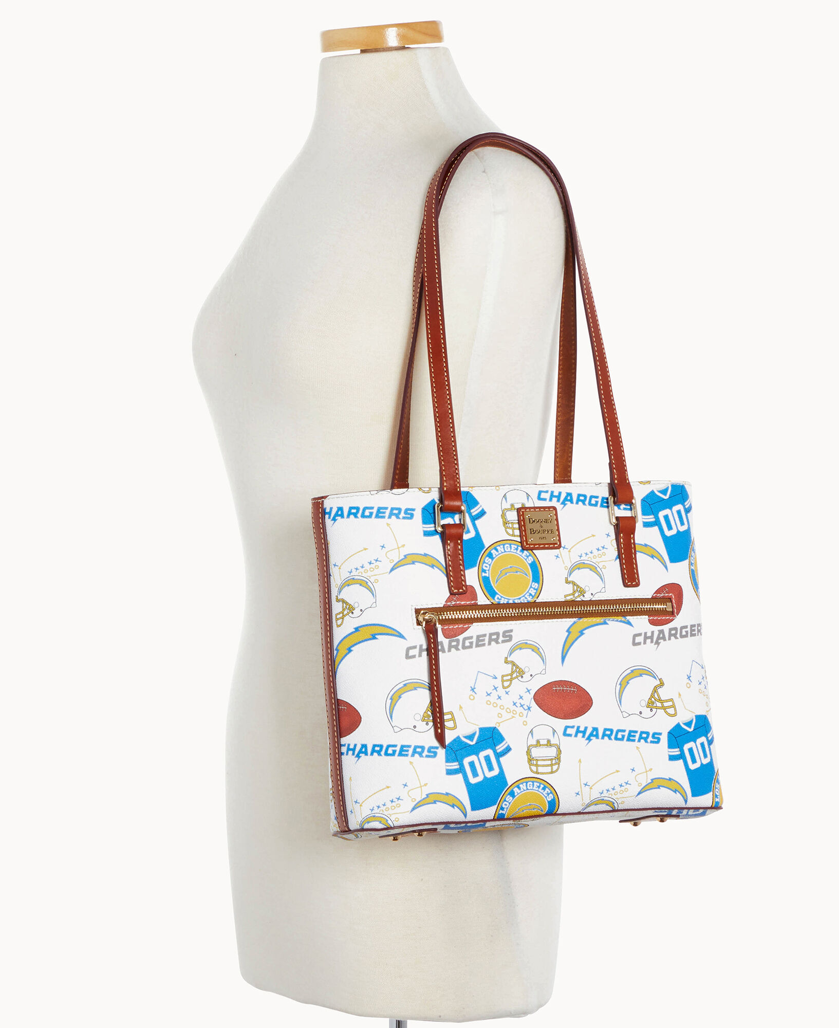 Dooney and bourke discount chargers purse