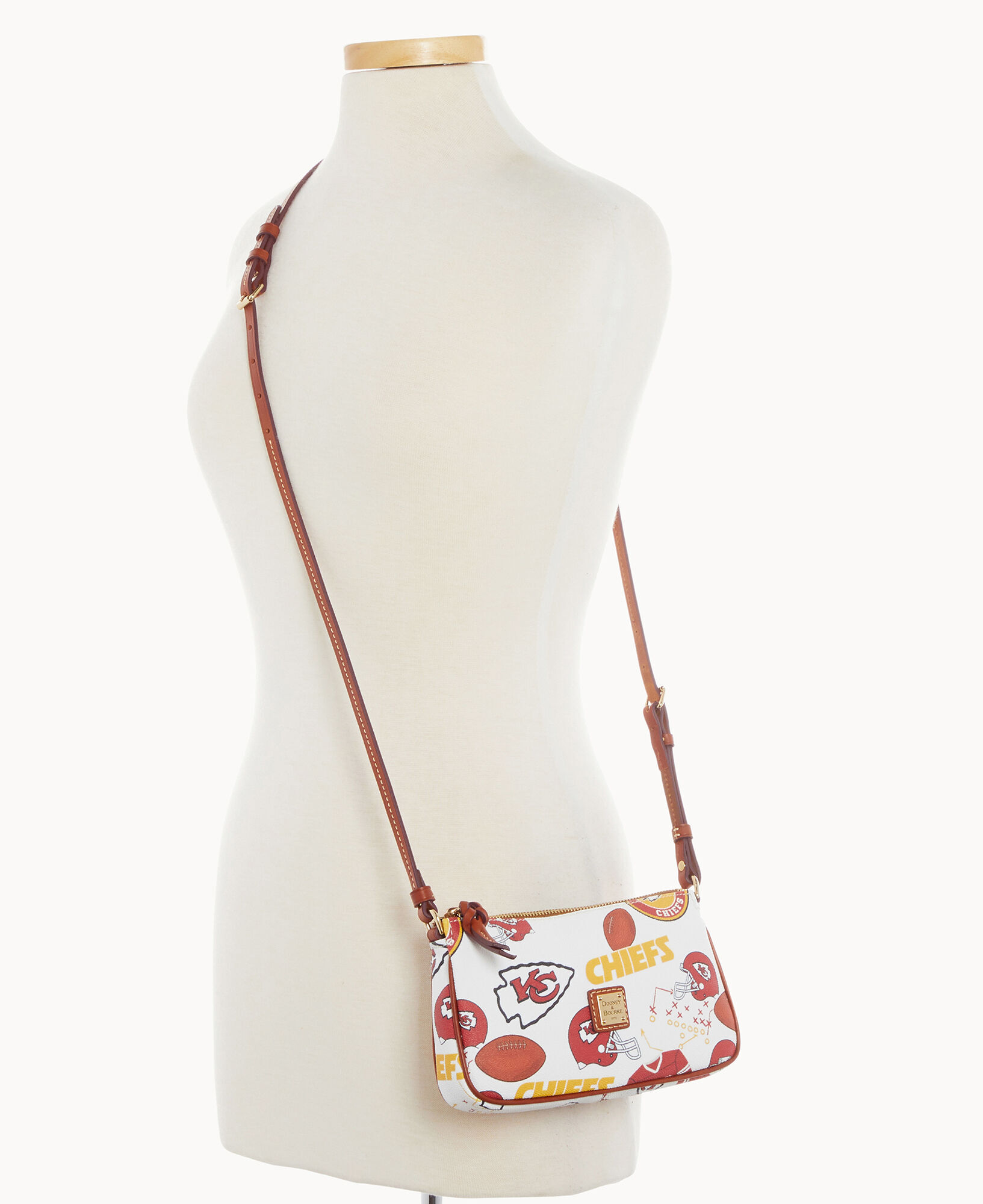 Chiefs dooney hotsell and bourke purse