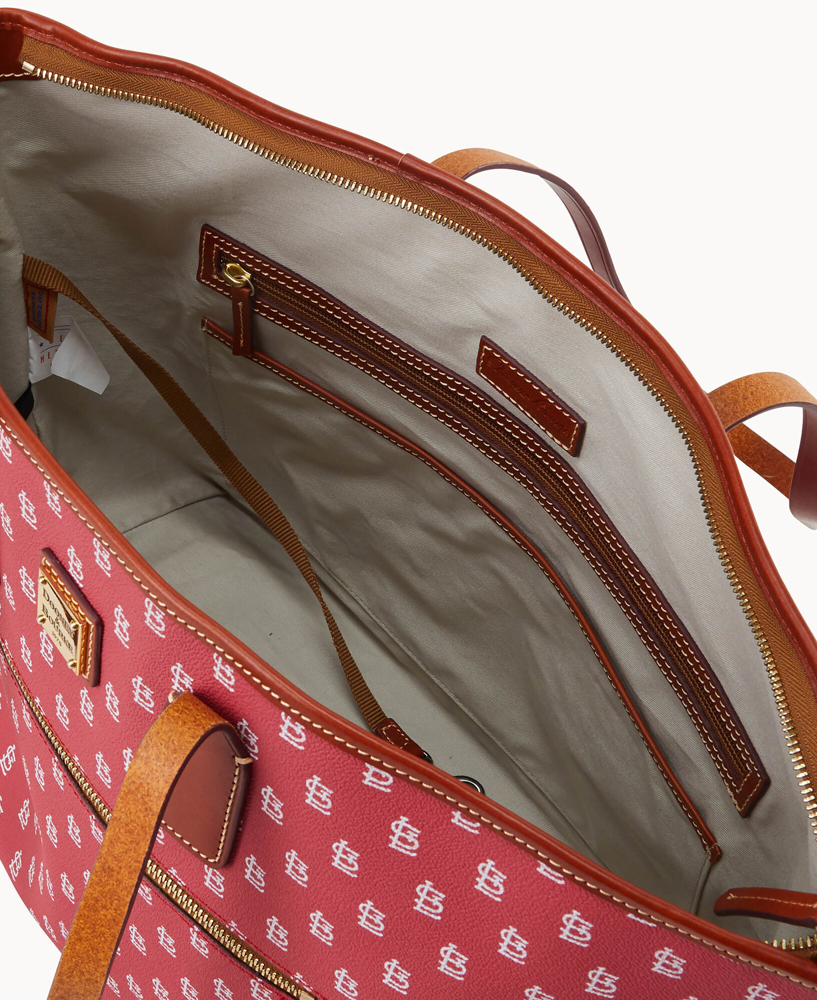 Dooney and discount bourke market tote
