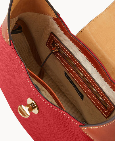 Pebble Turnlock Hobo 26