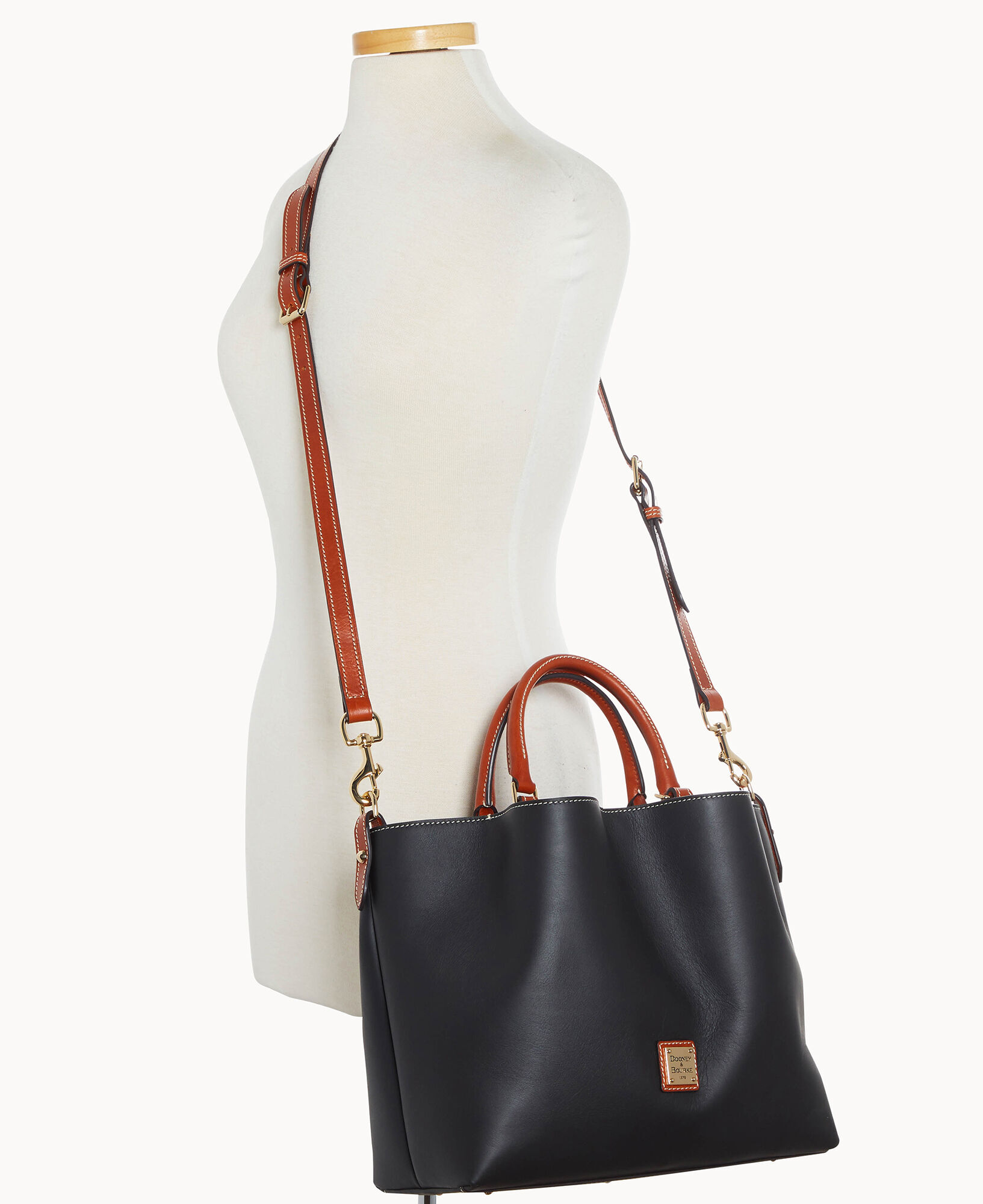 Dooney Bourke Penrose Large Barlow