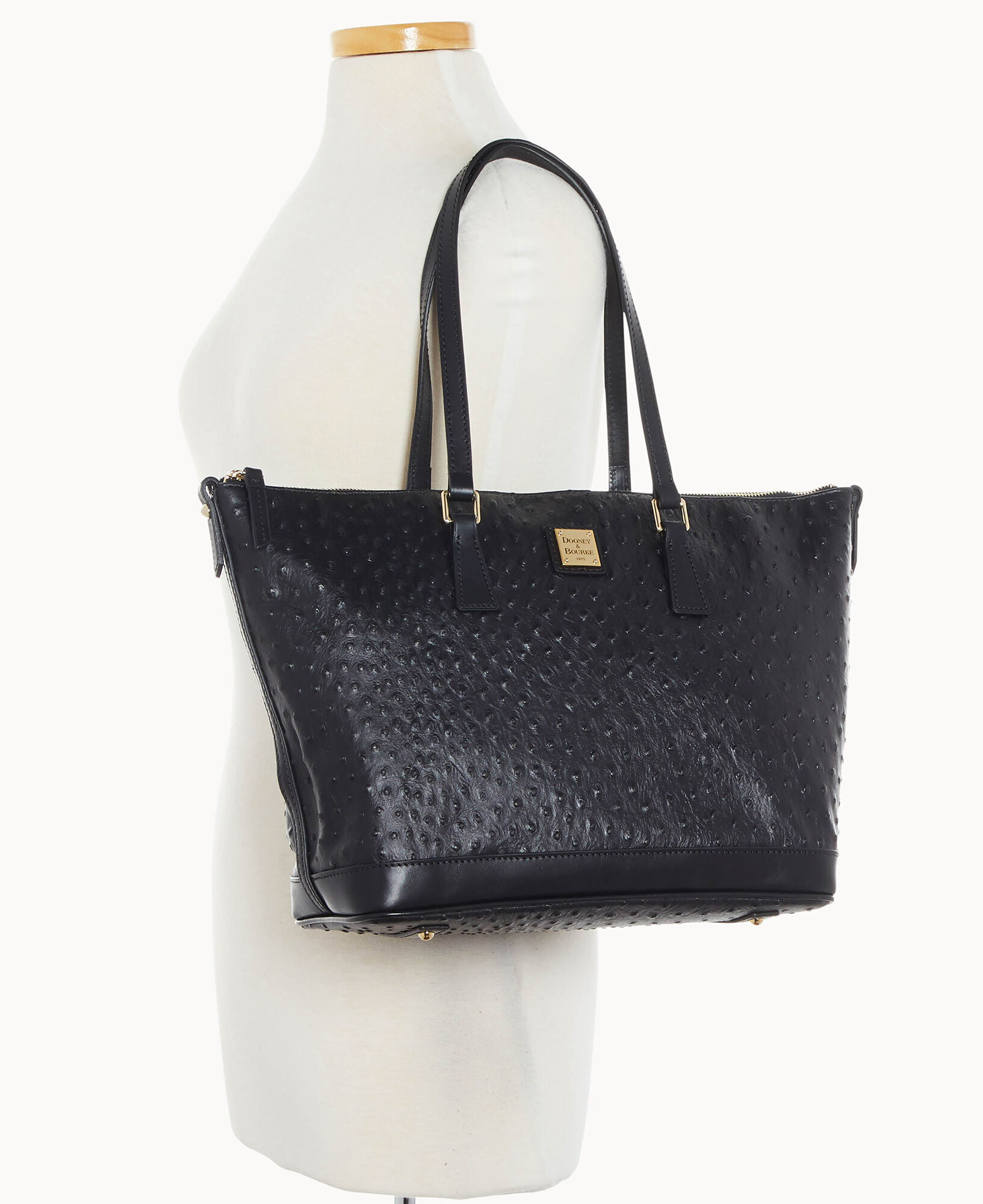 Dooney and hotsell bourke ostrich purse