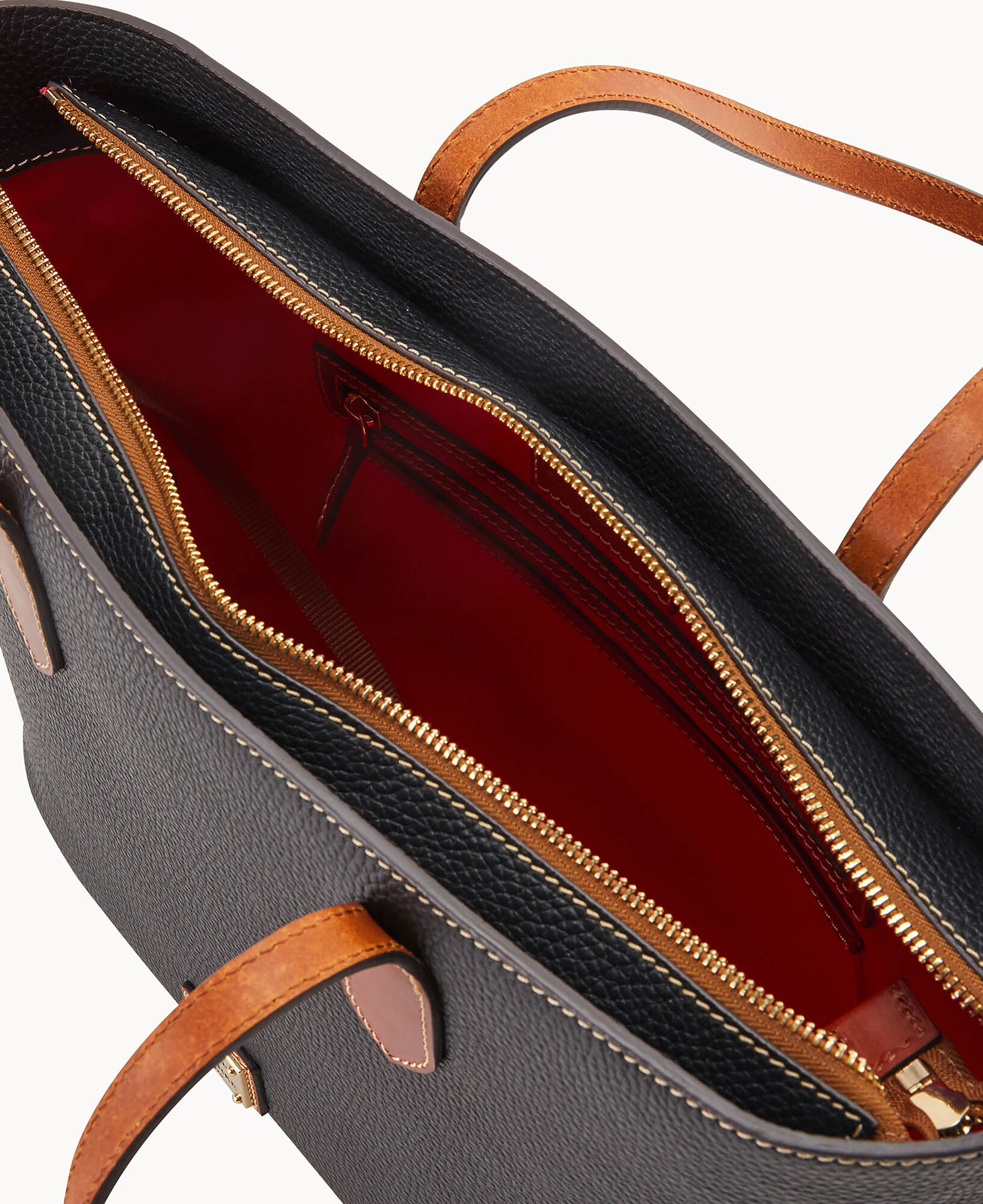 Dooney and hotsell bourke medium wristlet
