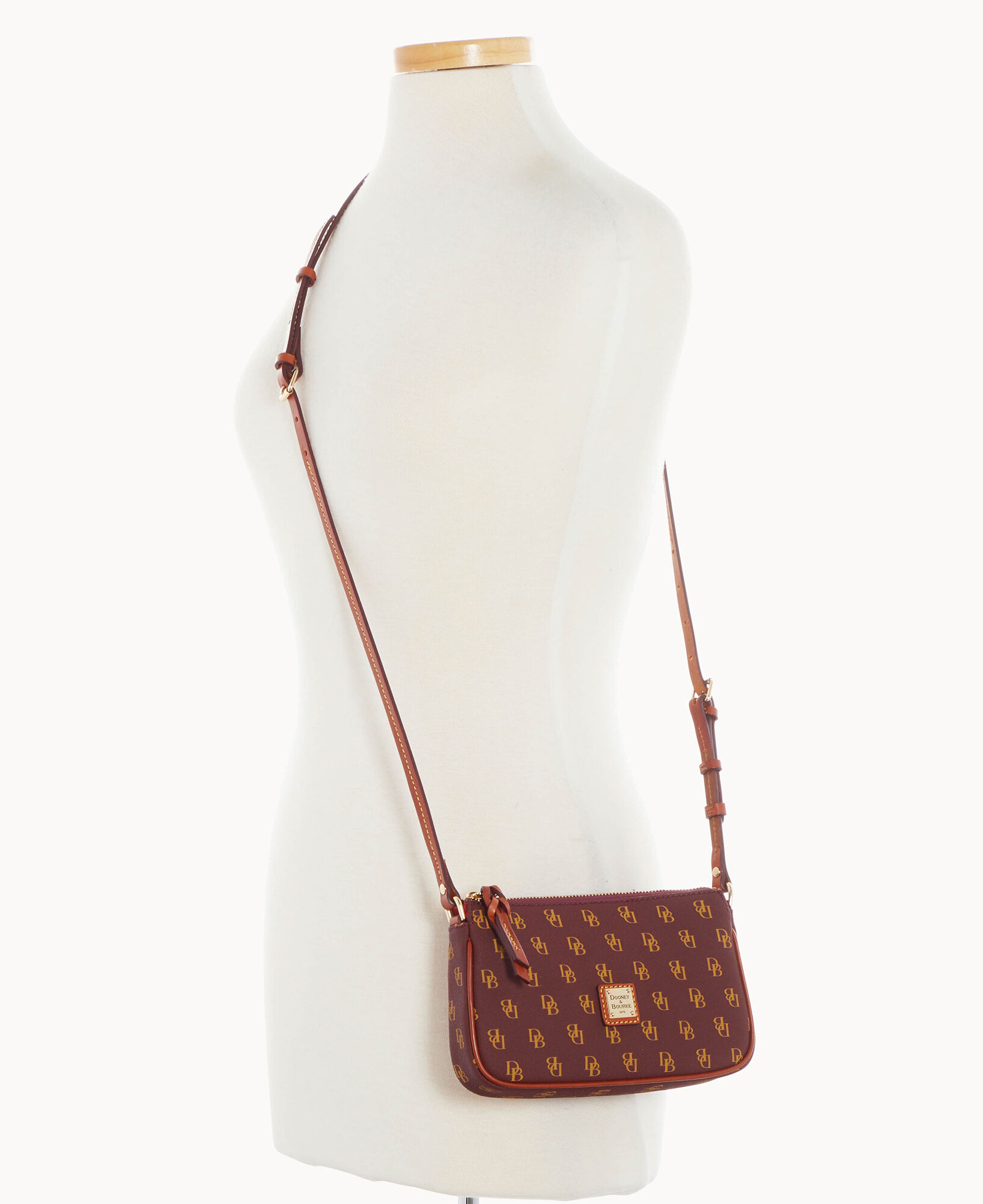Lexi crossbody sale dooney and bourke
