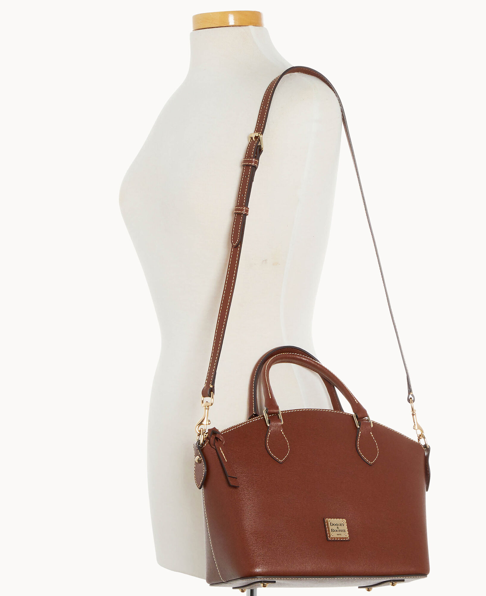 Dooney and hot sale bourke darcy