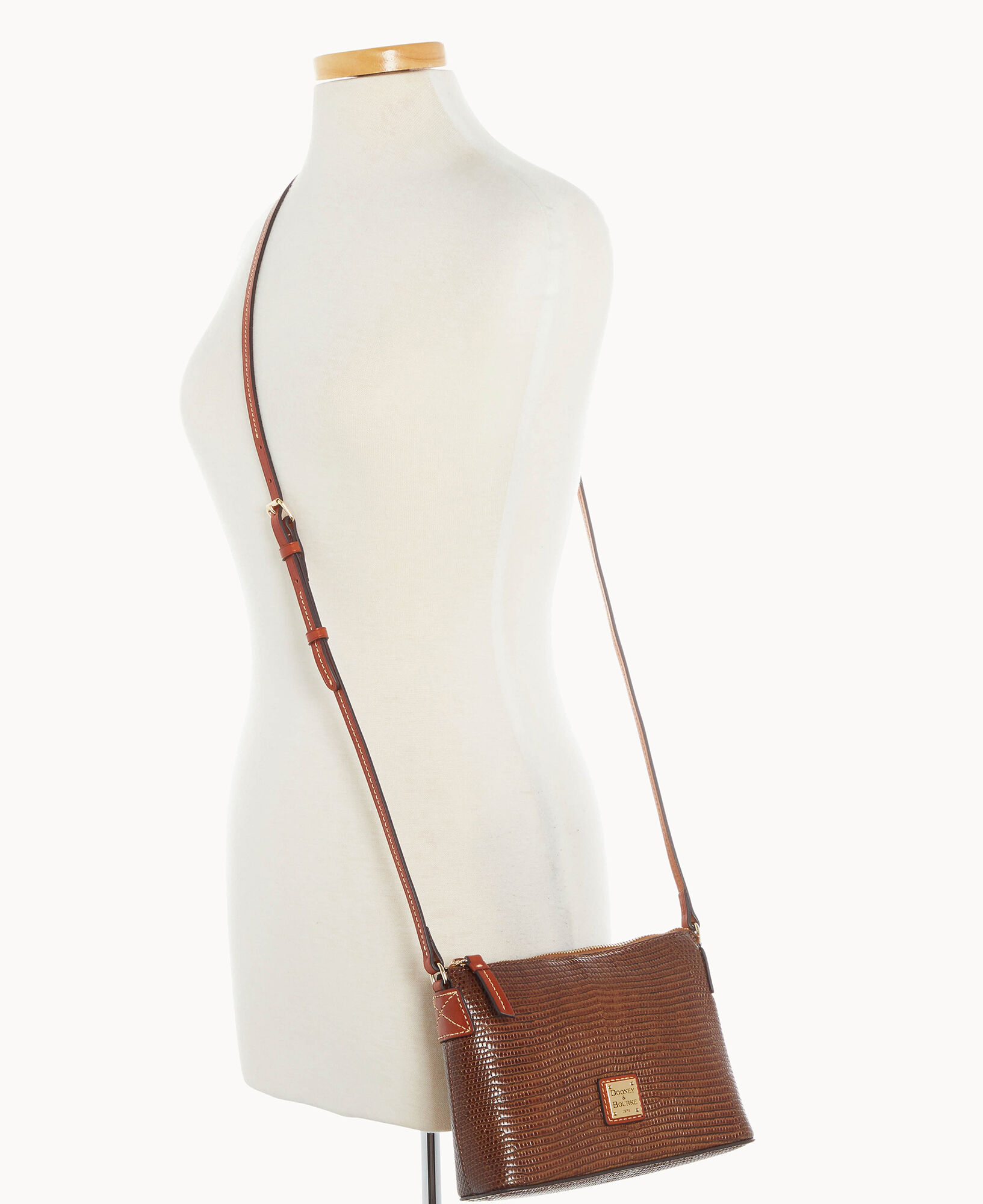 Dooney & bourke lizard embossed sales