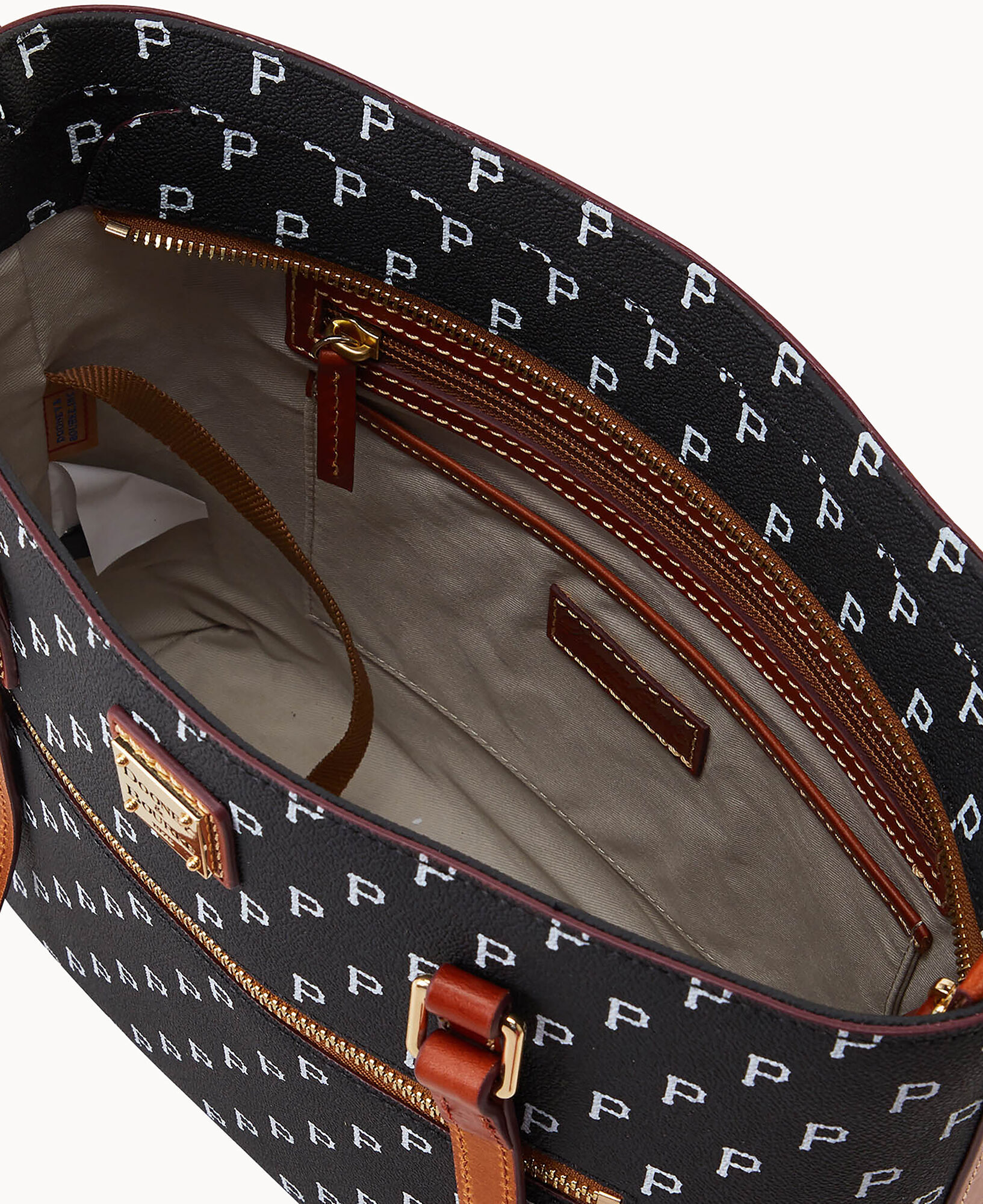 Dooney and sales bourke pirates