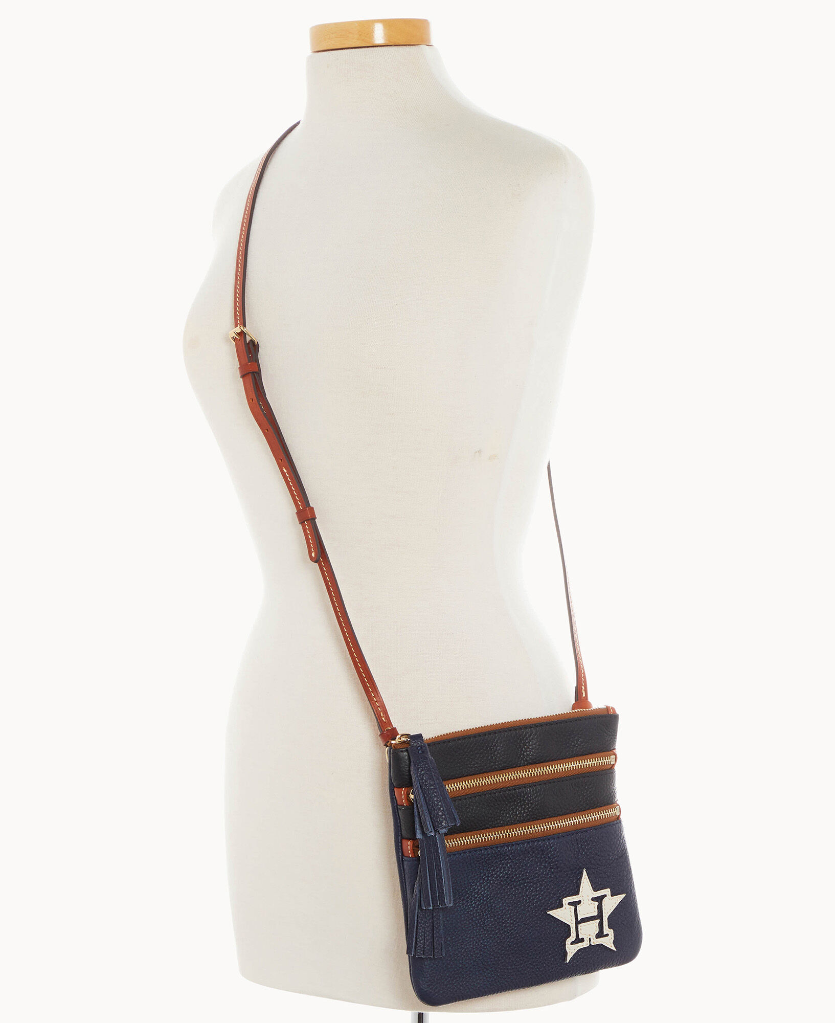Dooney and hotsell bourke astros crossbody