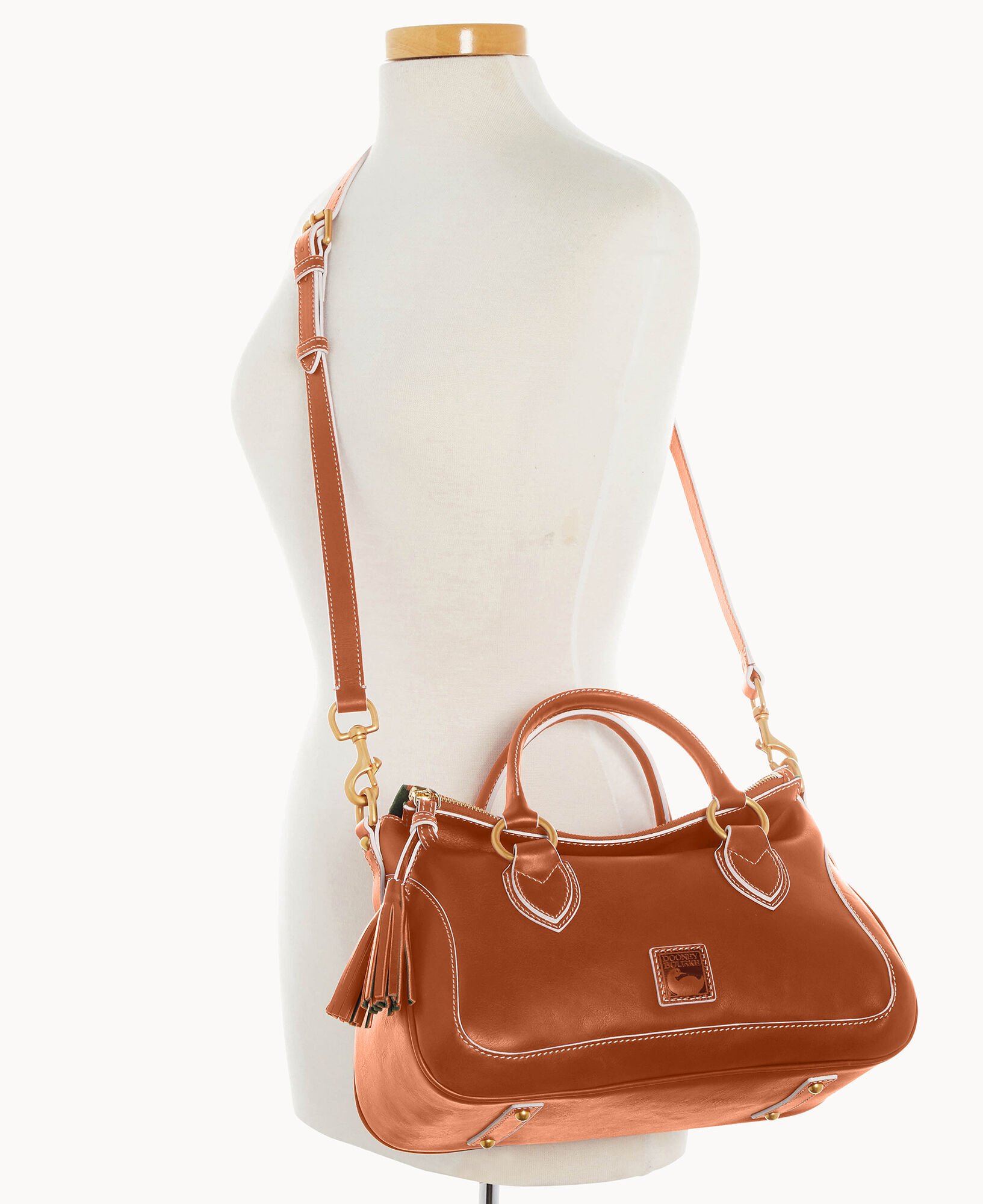 Dooney & bourke medium florentine clearance satchel