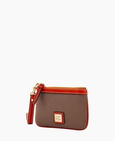 Pebble Grain Medium Wristlet